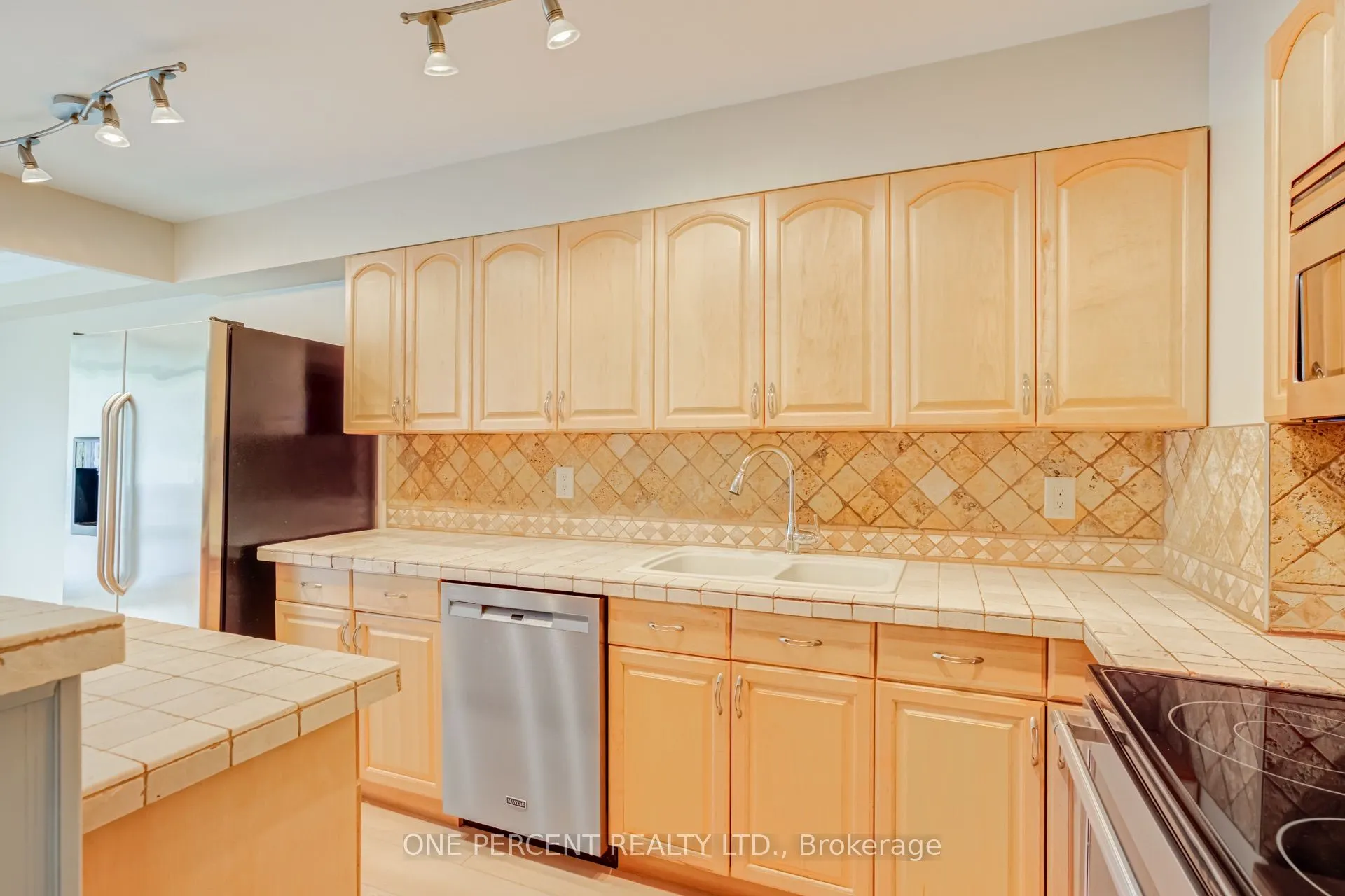 40 Baif Boulevard #302