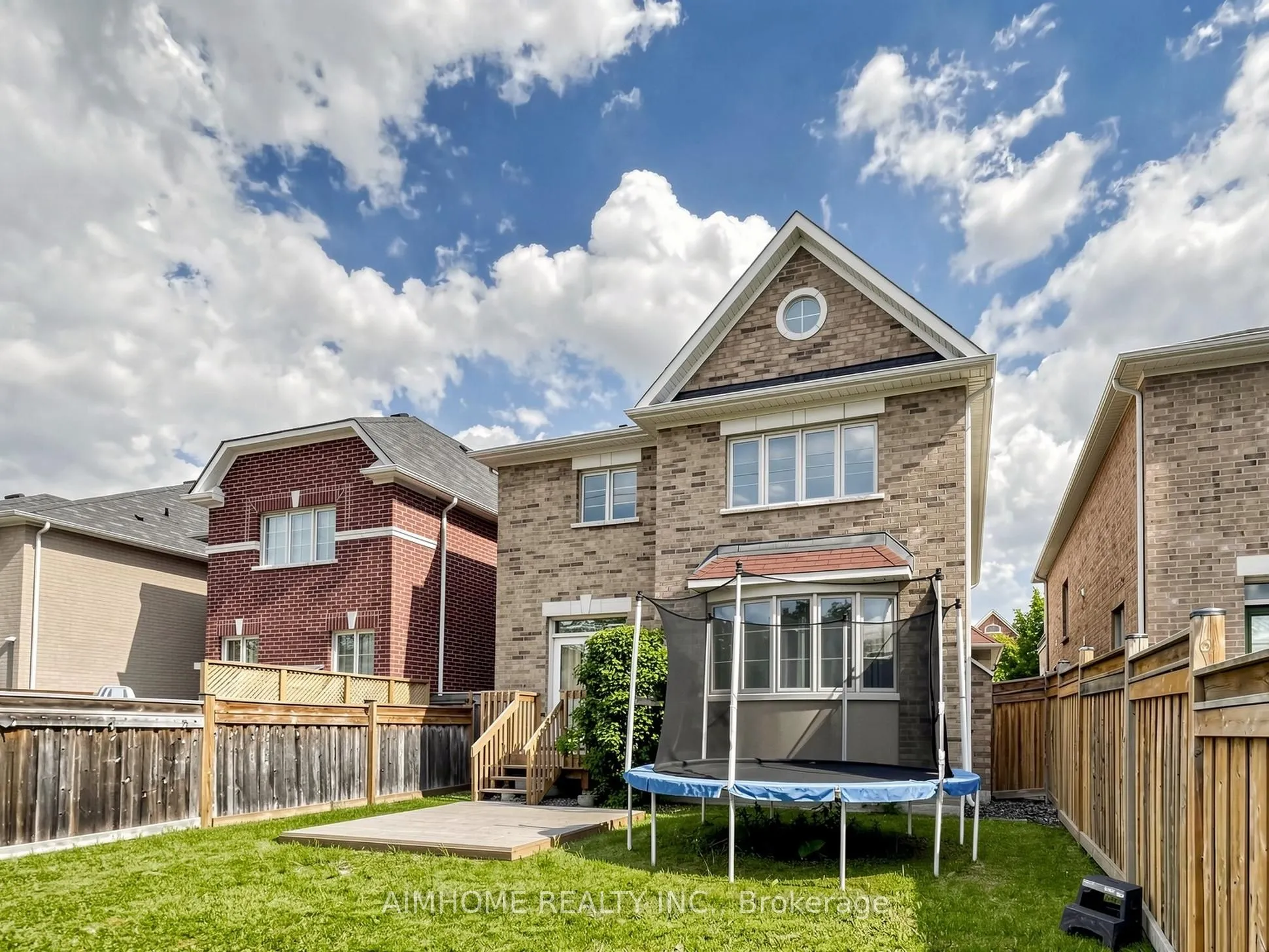 664 Mcgregor Farm Trail