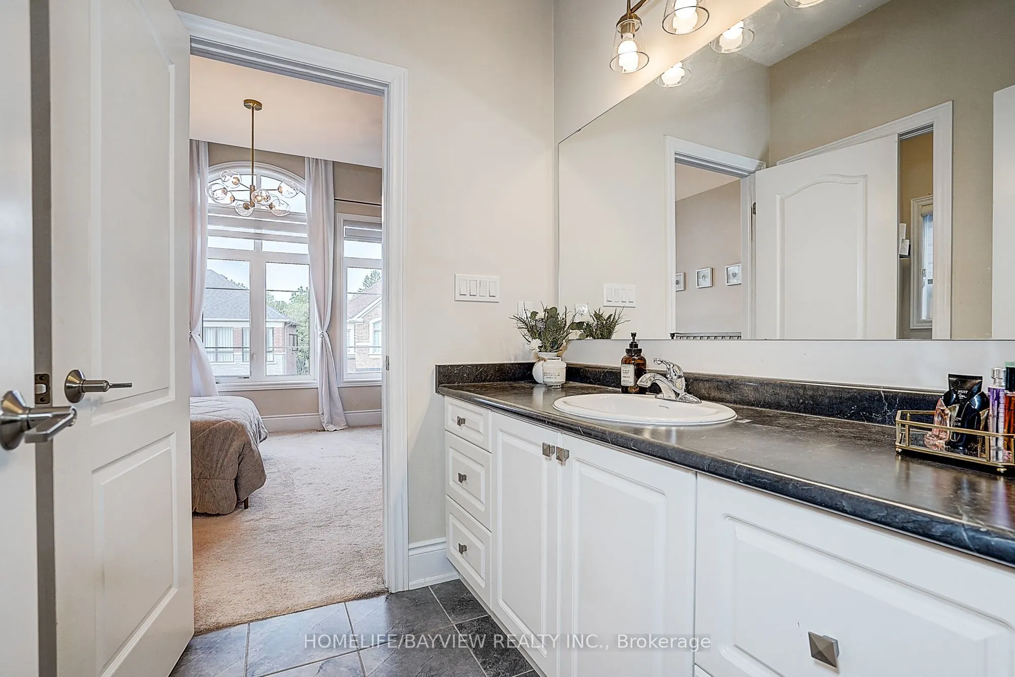 13 Cottonwood Hollow Court