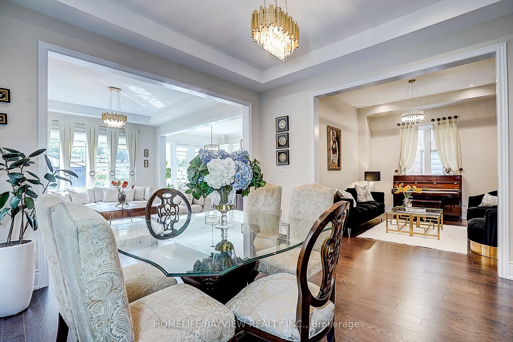 13 Cottonwood Hollow Court