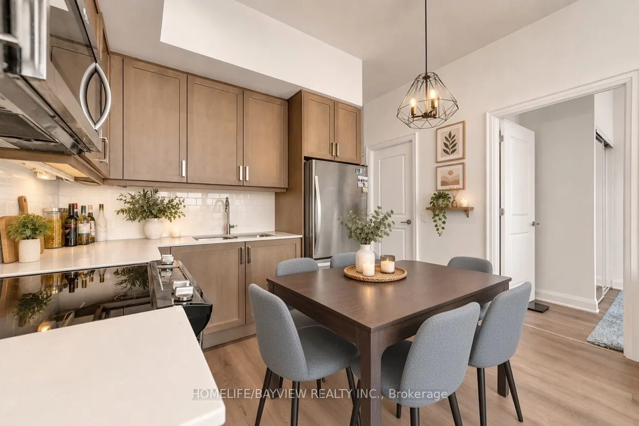 20 Gatineau Drive #2007