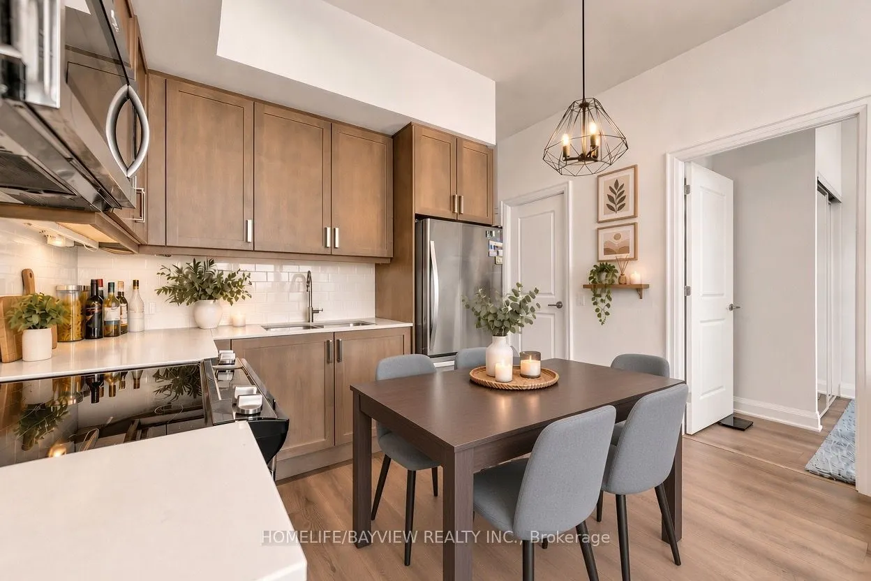 20 Gatineau Drive #2007