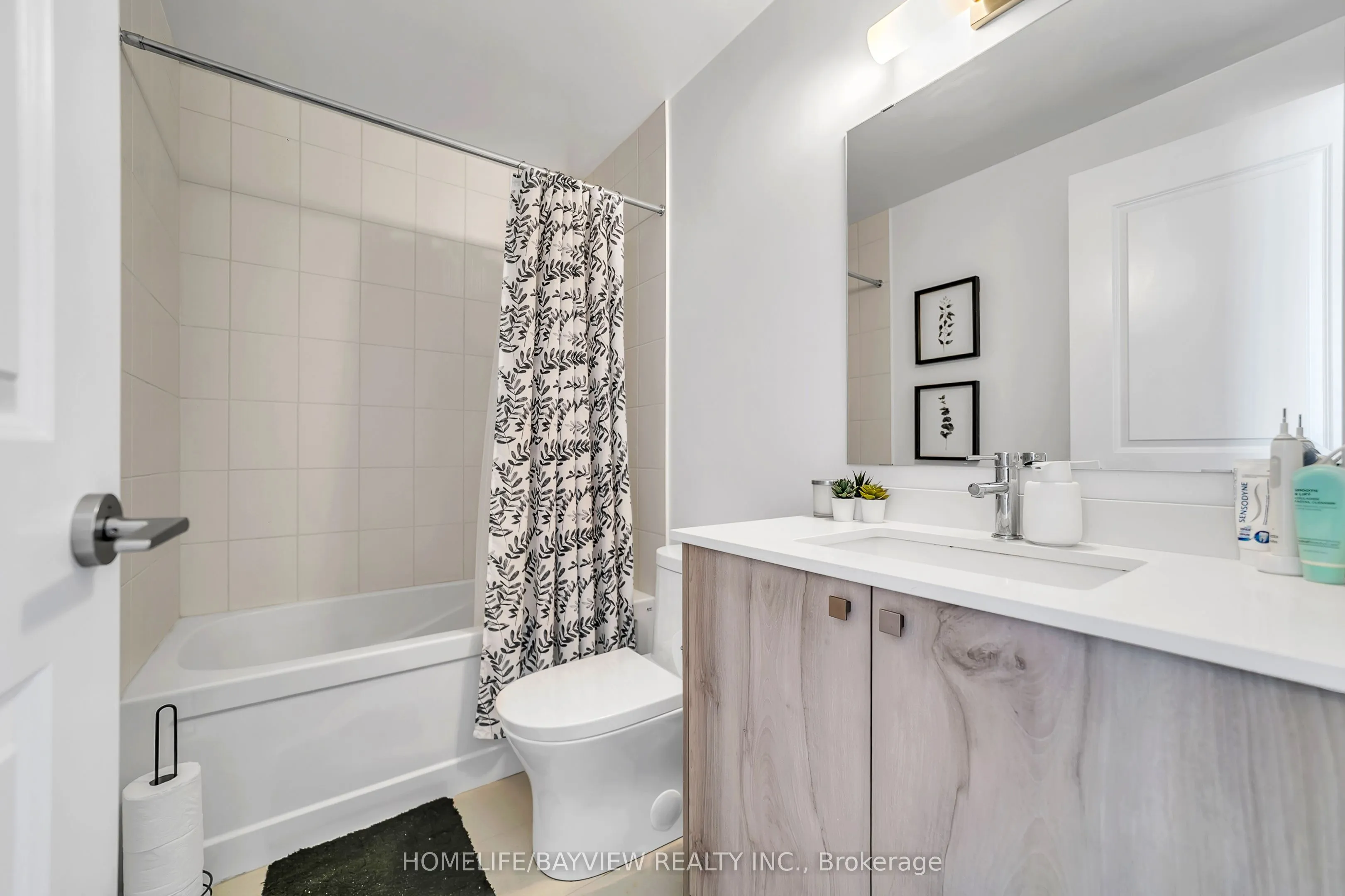 20 Gatineau Drive #2007