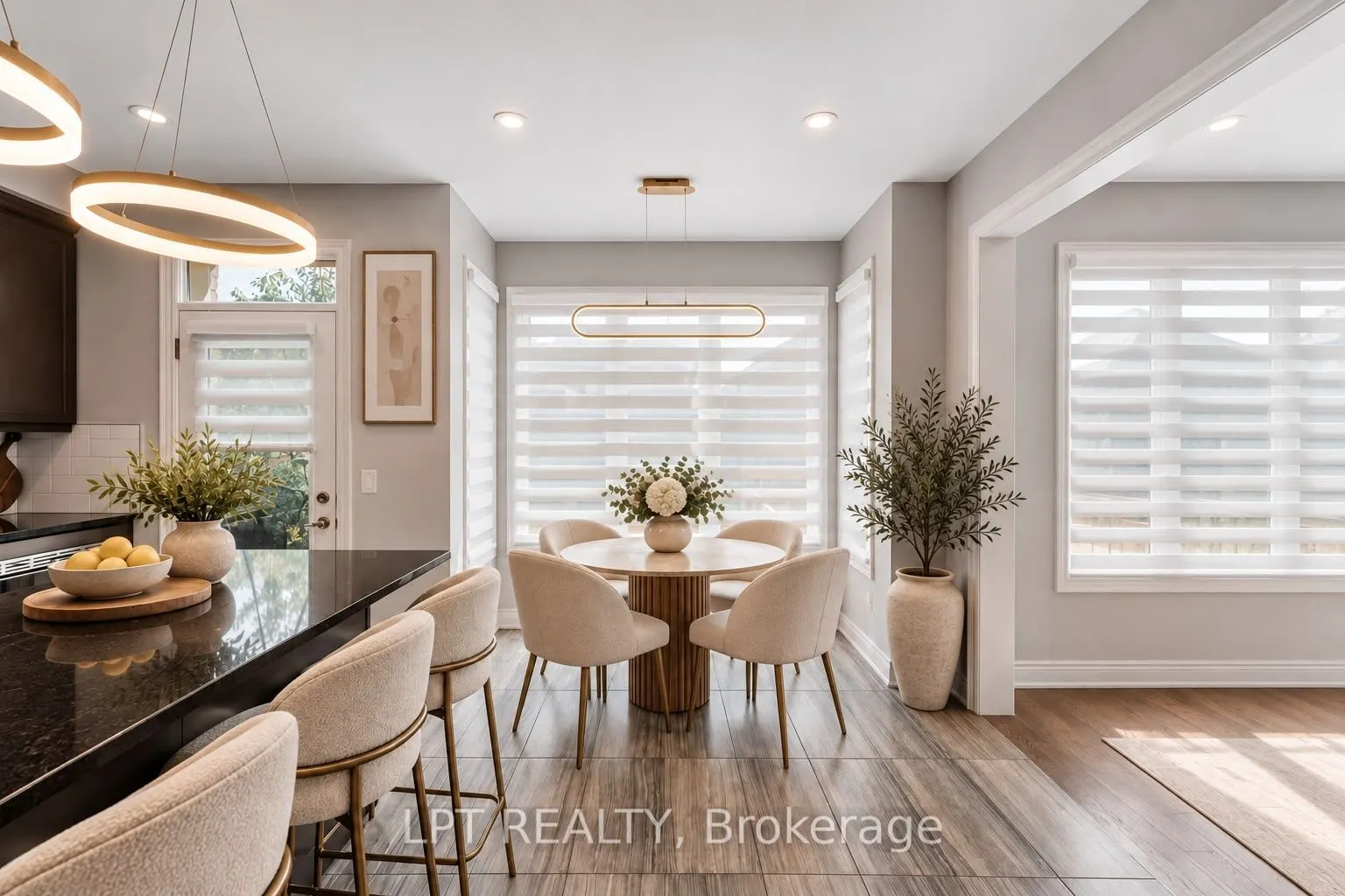 33 Mondial Crescent