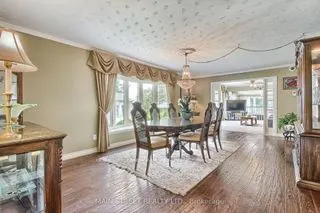 44 Shirlea Boulevard