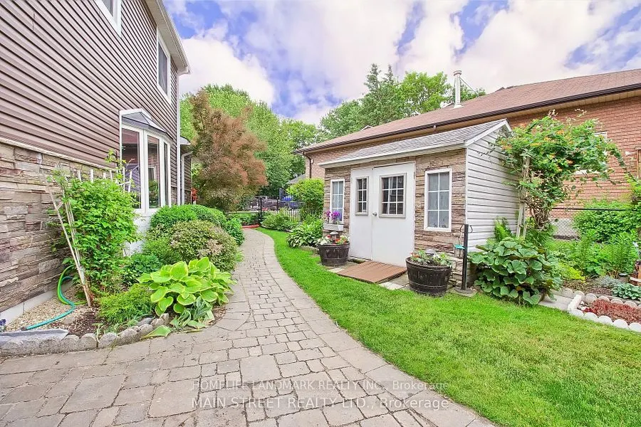 44 Shirlea Boulevard