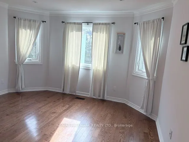 11 Sleepy Hollow Lane