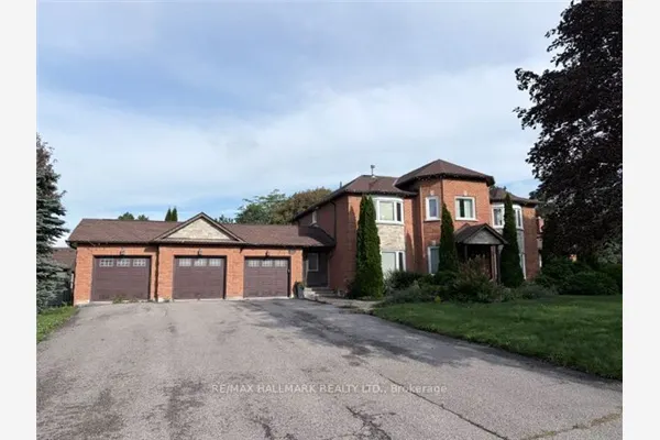 11 Sleepy Hollow Lane