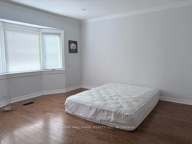 11 Sleepy Hollow Lane