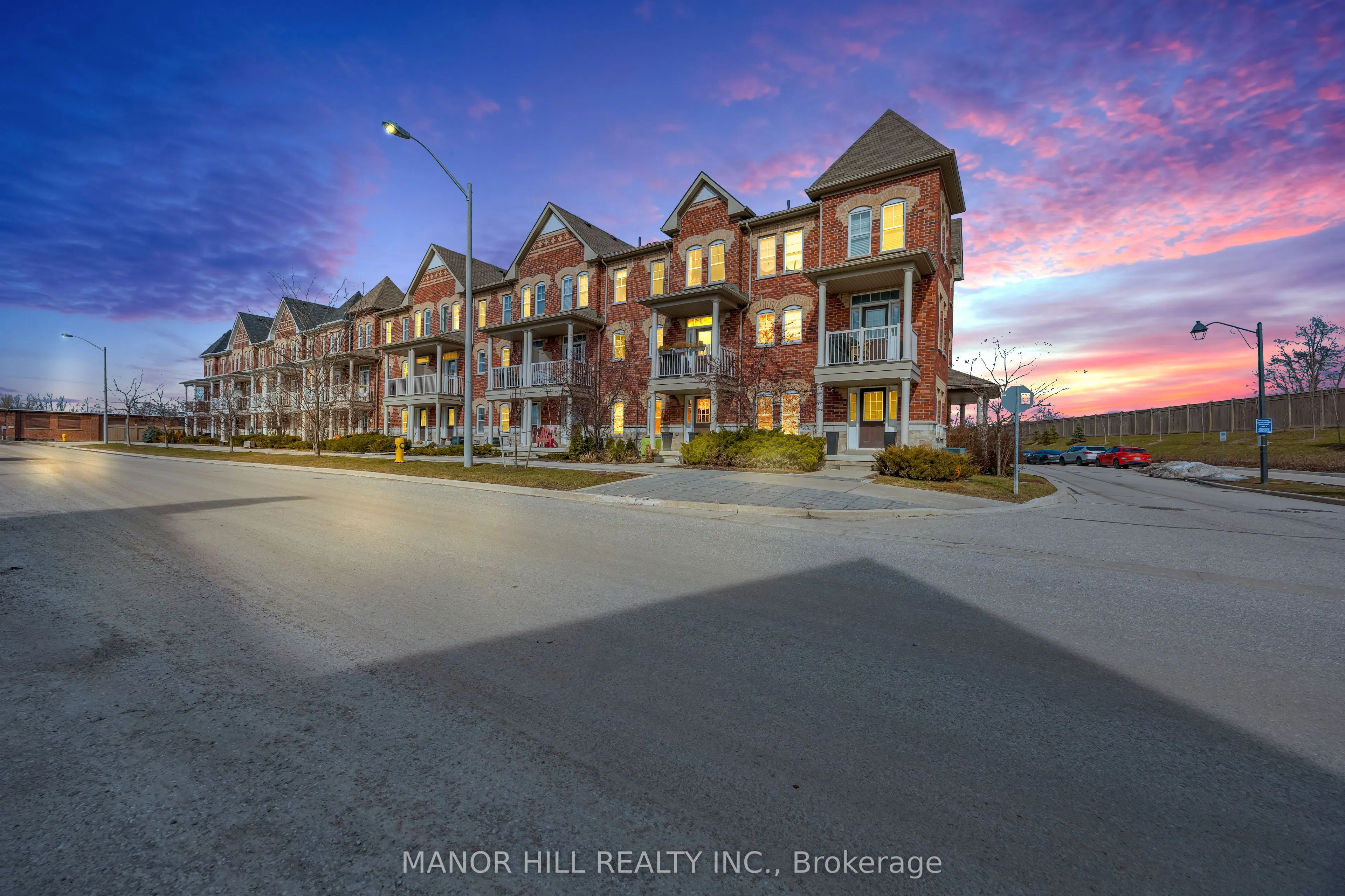 10 Porter Avenue W #12