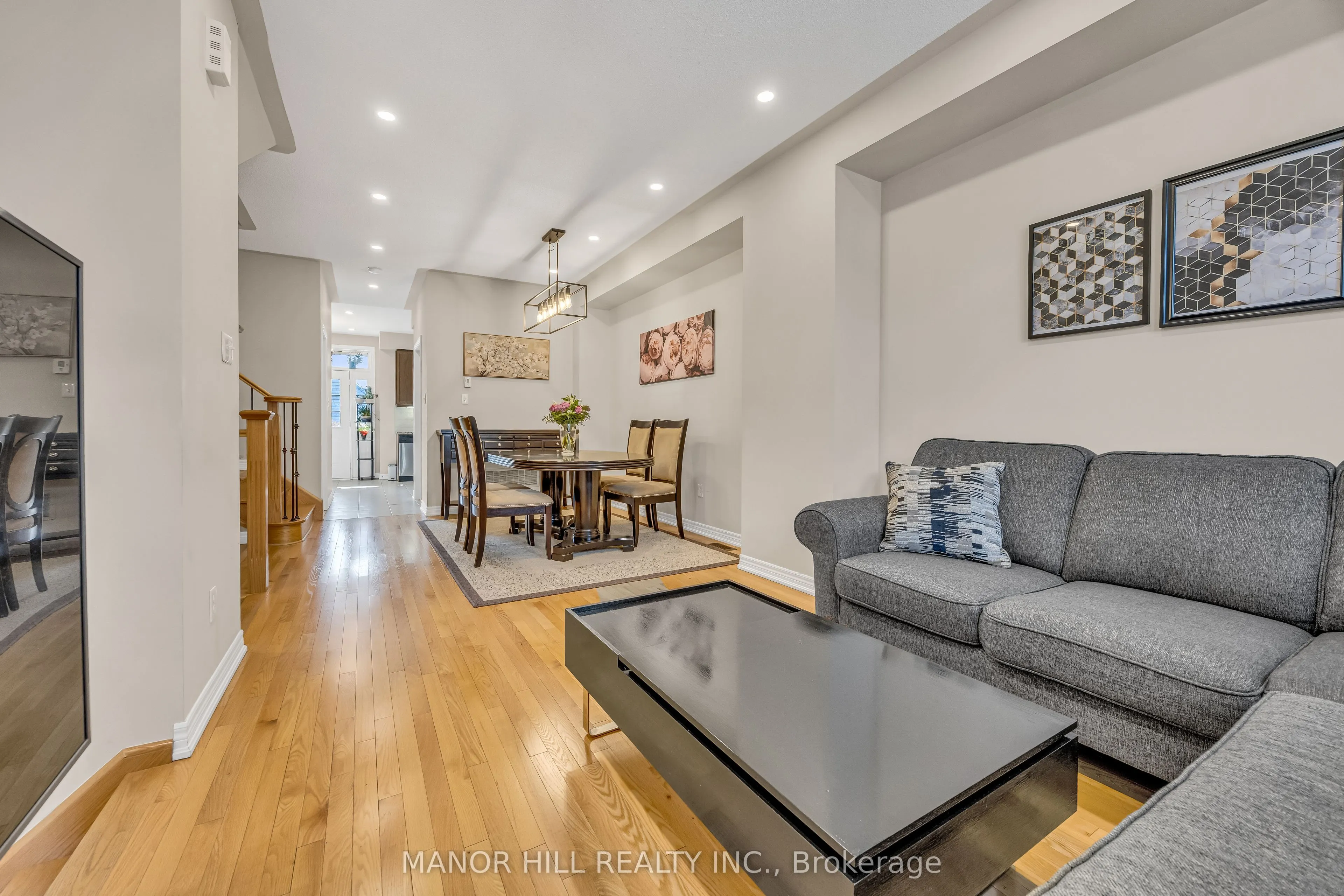10 Porter Avenue W #12