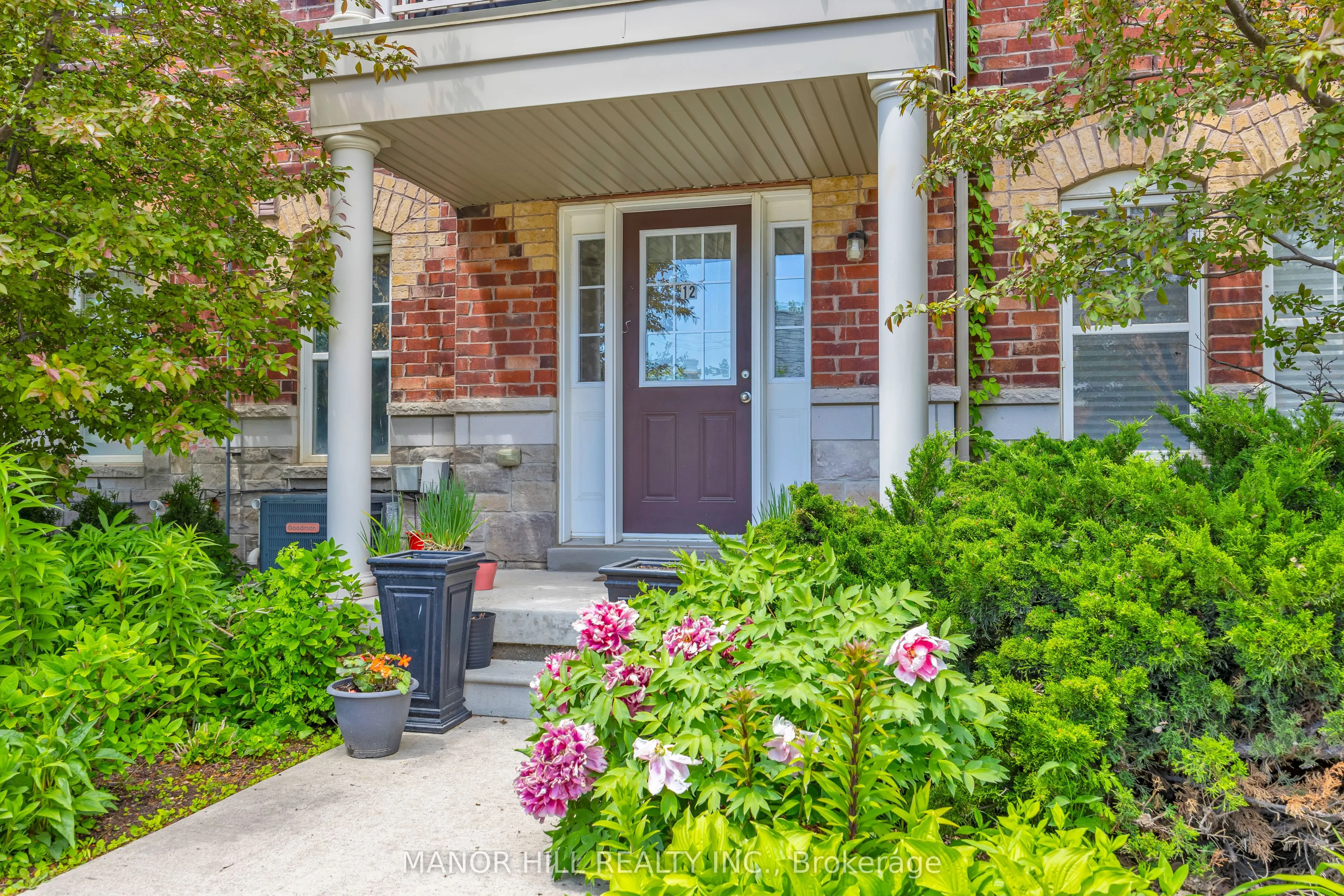 10 Porter Avenue W #12