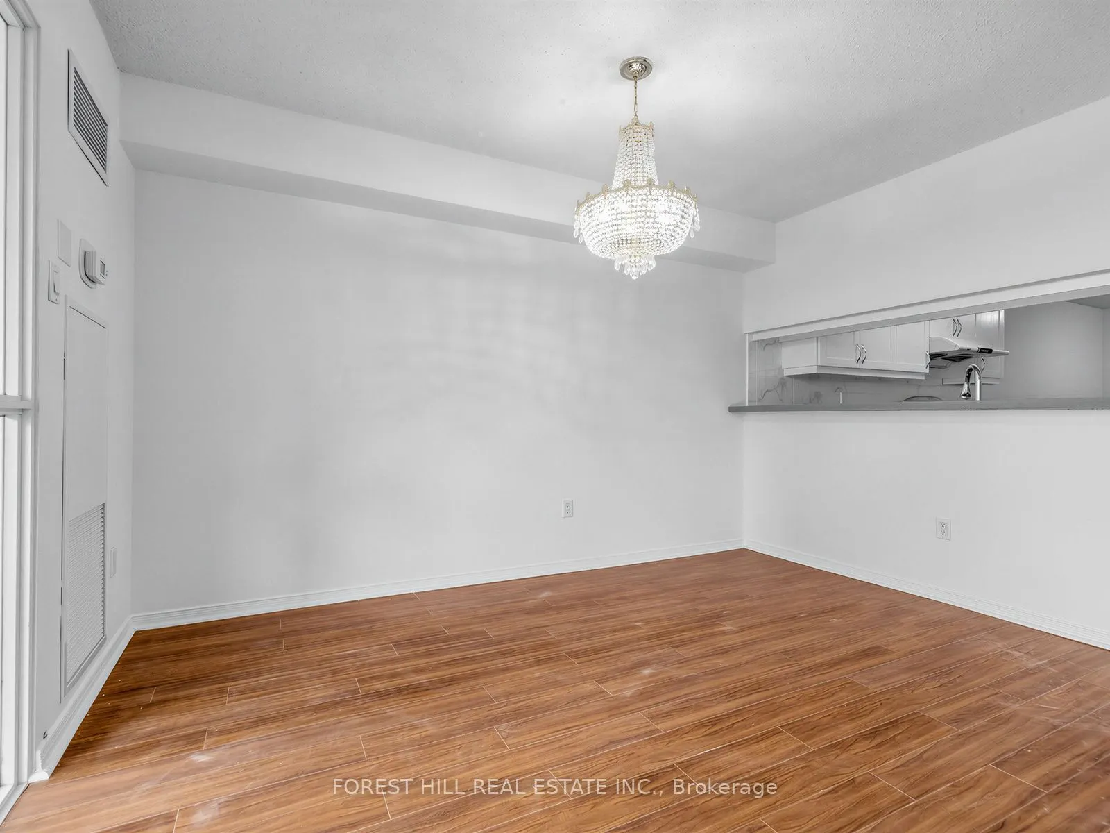 7905 Bayview Avenue #306