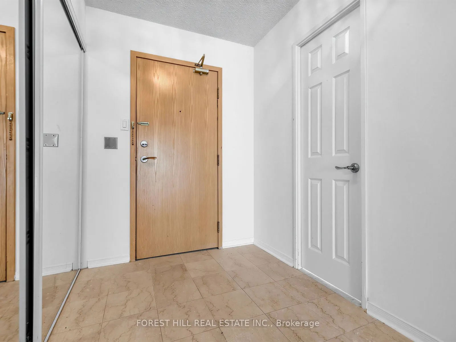 7905 Bayview Avenue #306