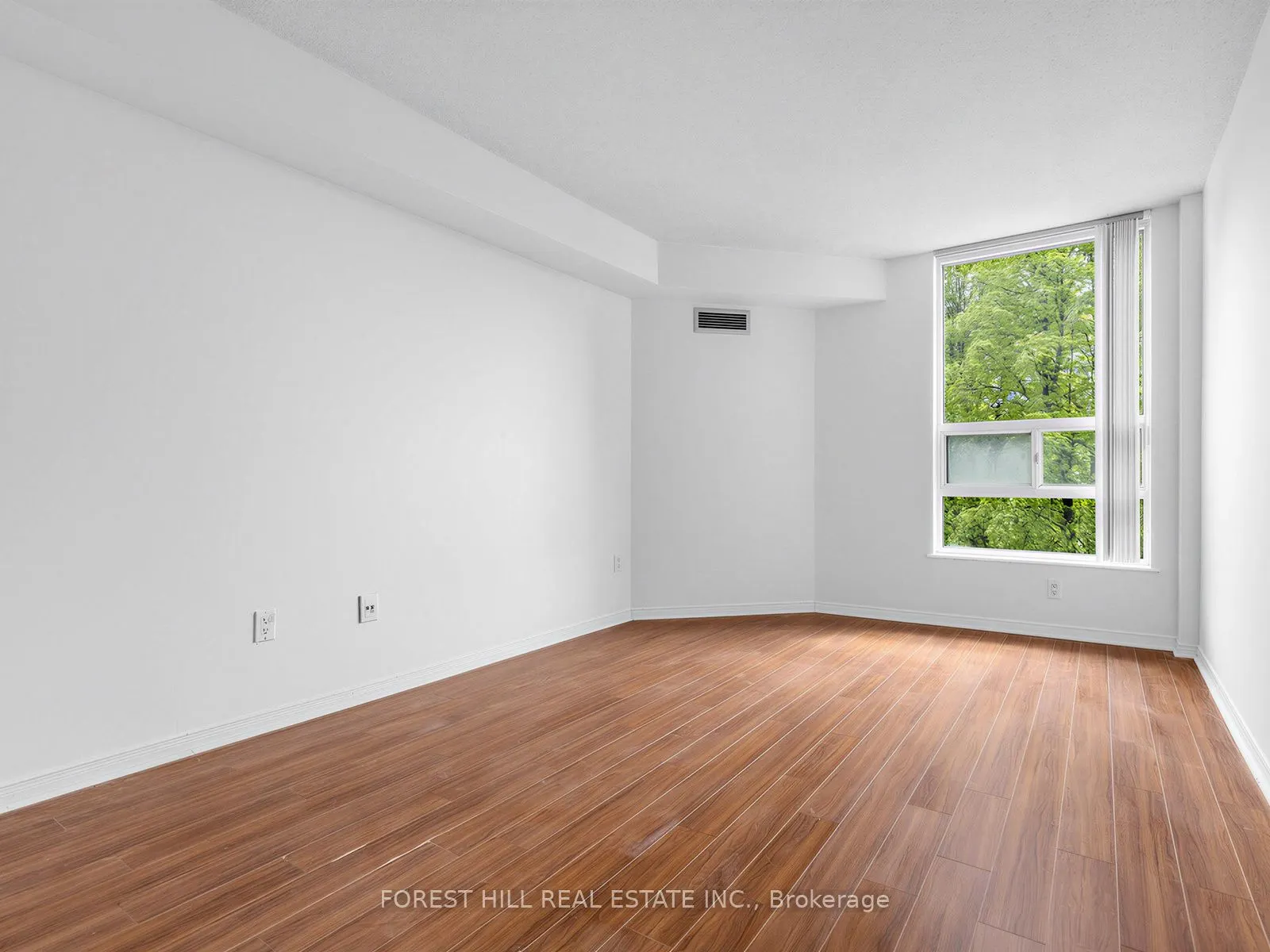 7905 Bayview Avenue #306