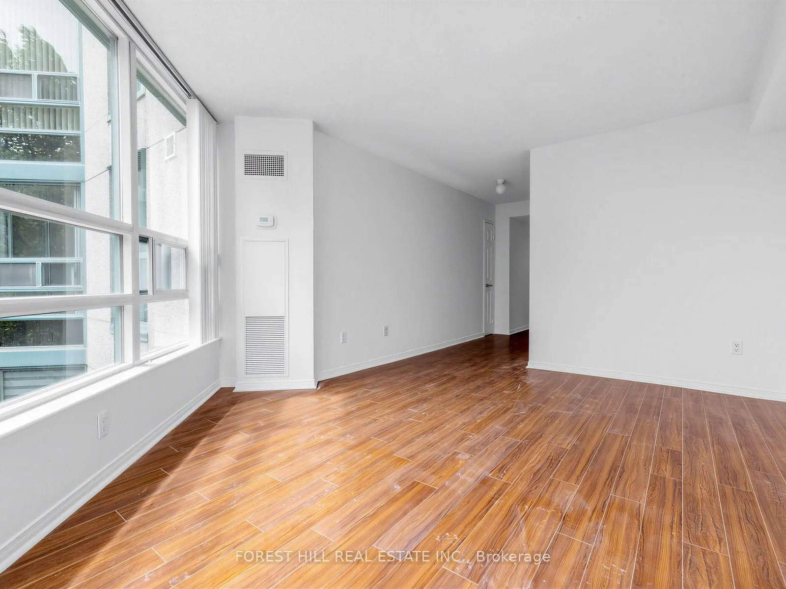 7905 Bayview Avenue #306