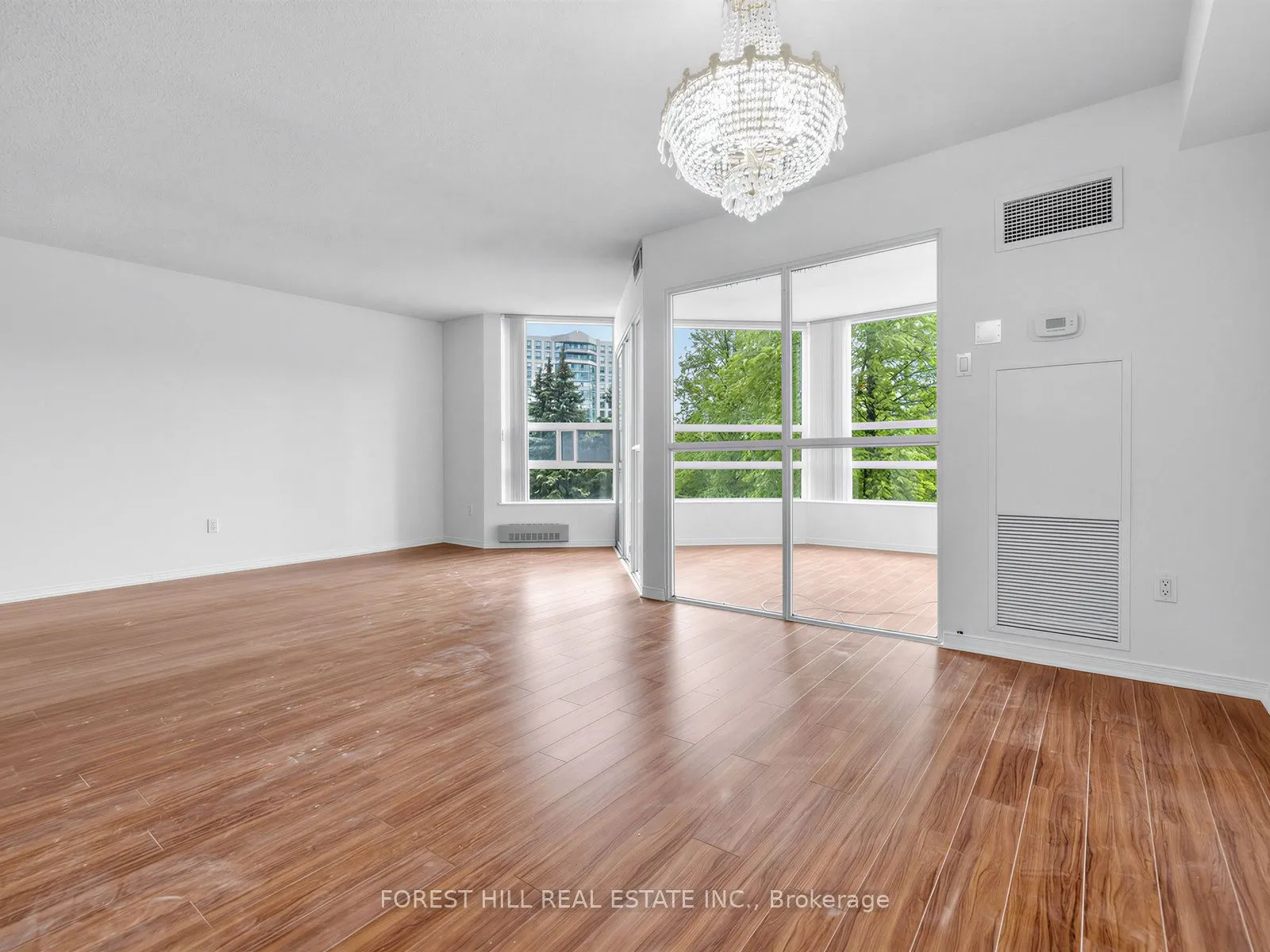 7905 Bayview Avenue #306