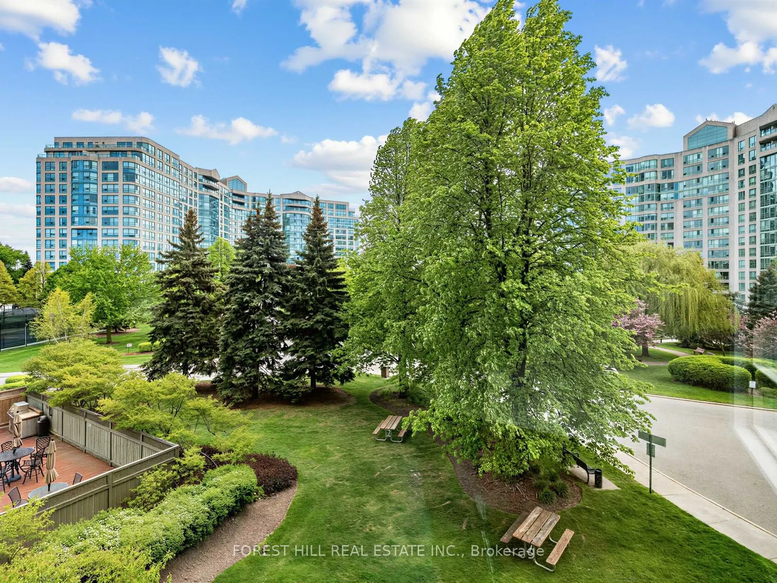 7905 Bayview Avenue #306