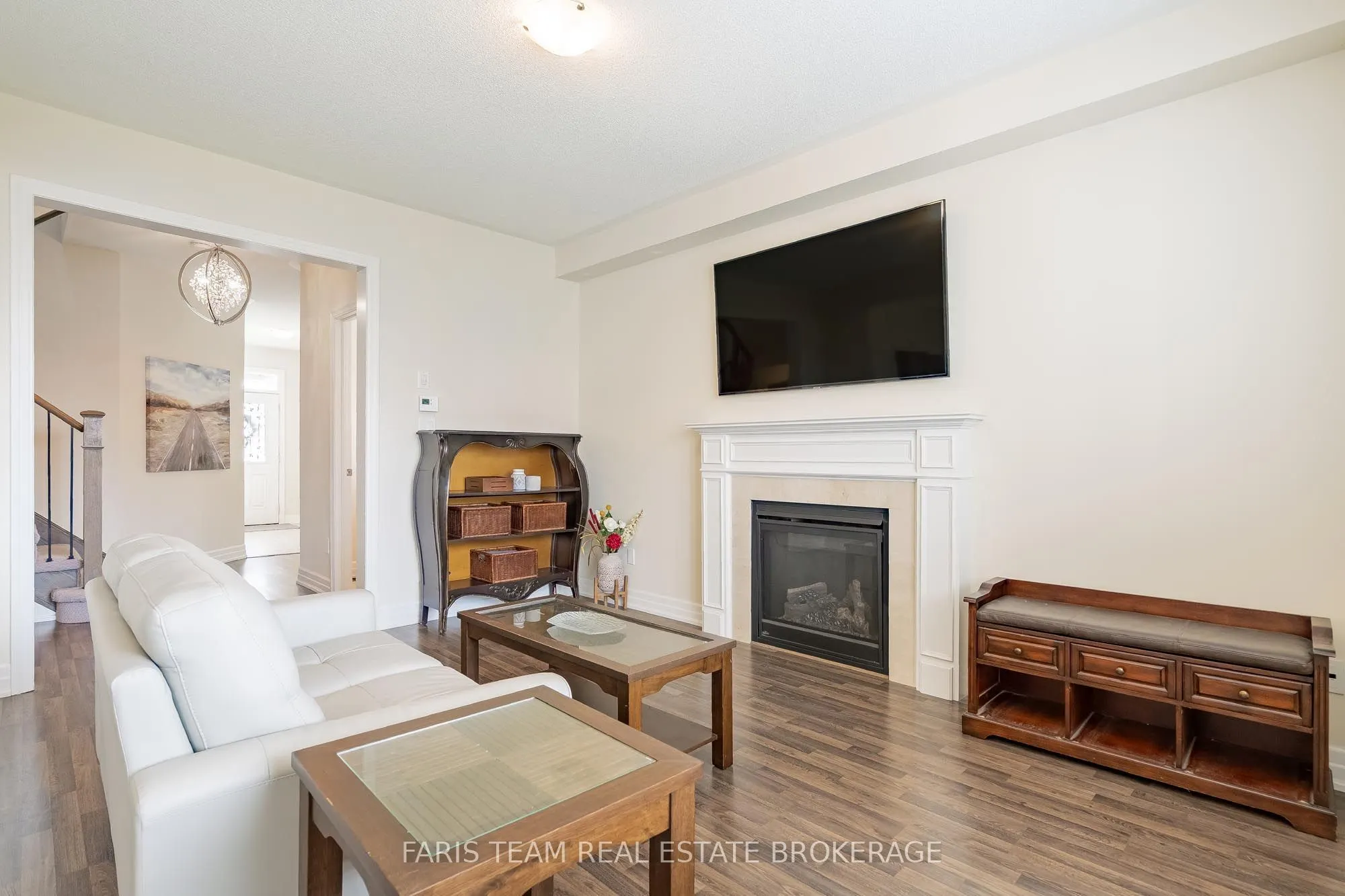 3 Hutton Crescent