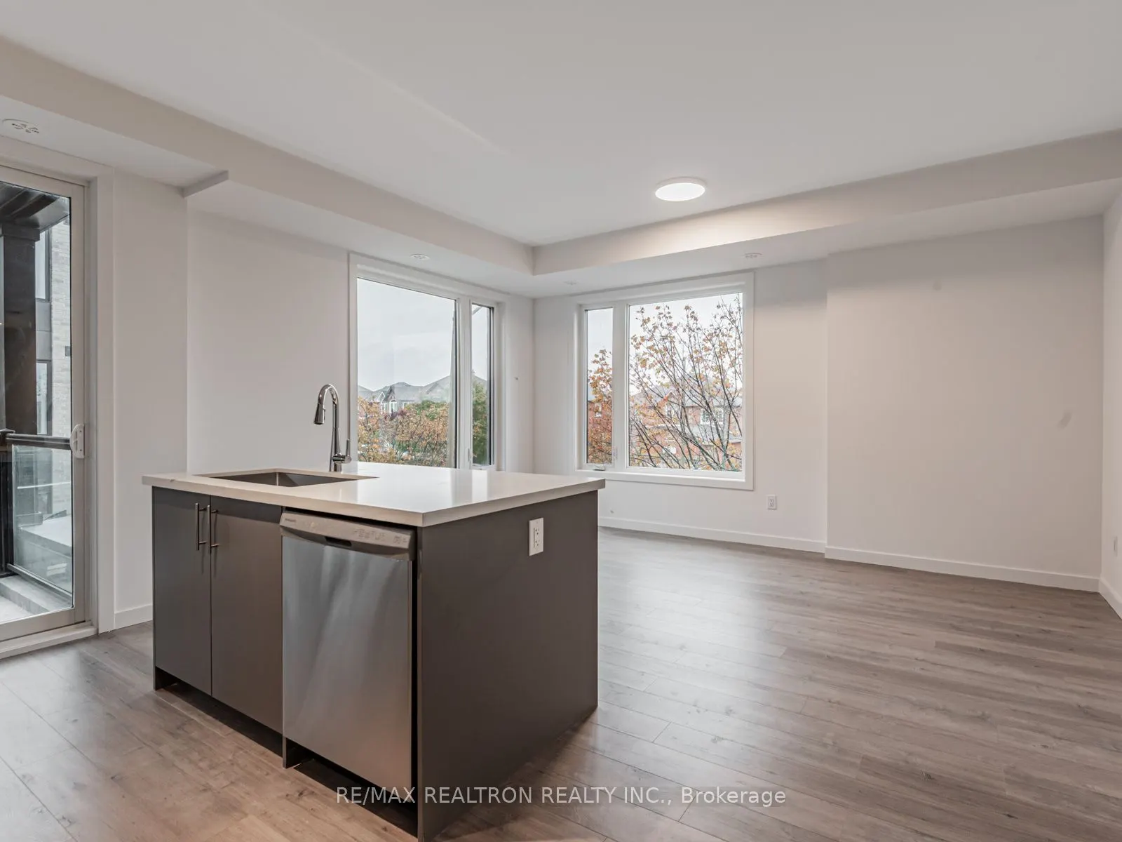 117 Marydale Avenue #31