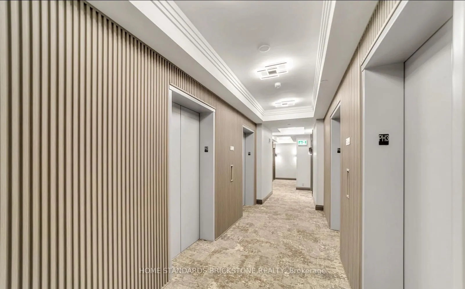 7161 Yonge Street #520