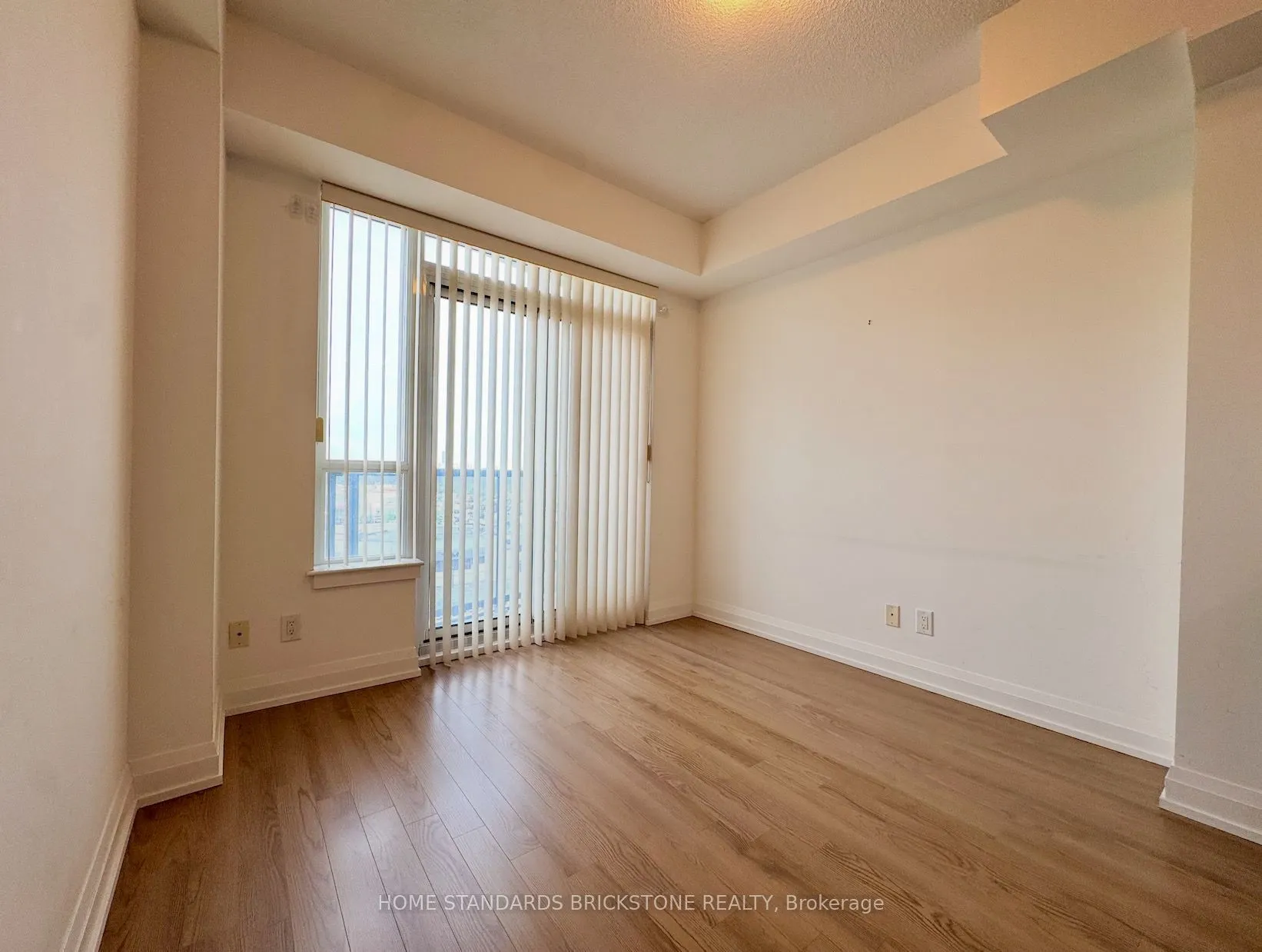 7161 Yonge Street #520