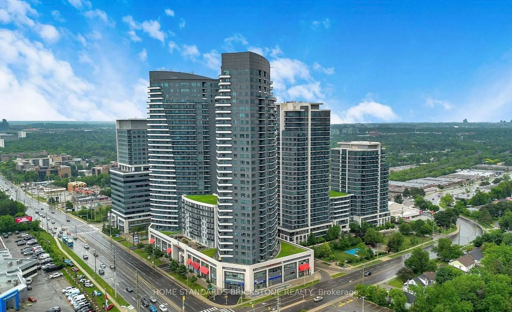 7161 Yonge Street #520