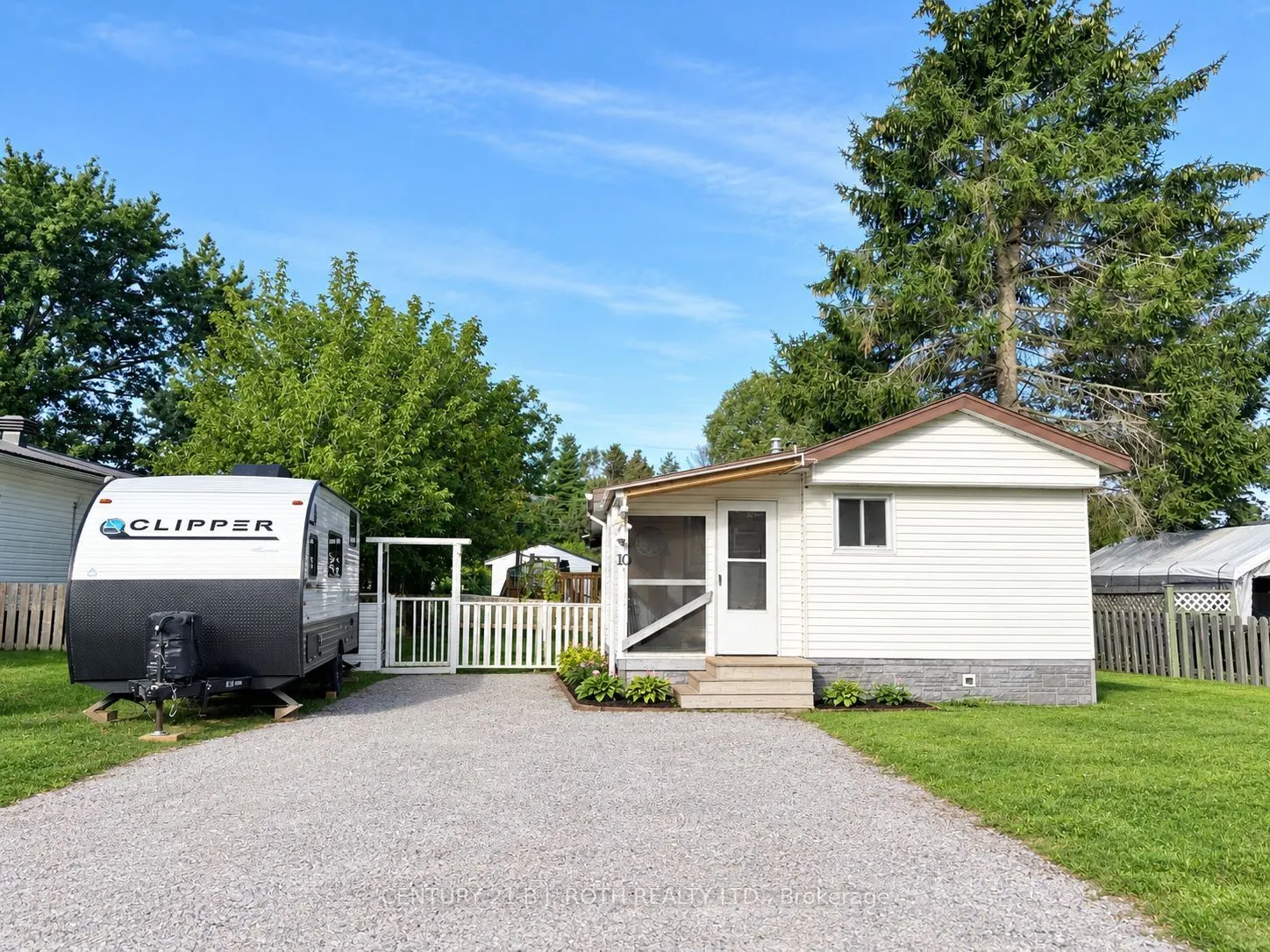 10 Shamrock Crescent