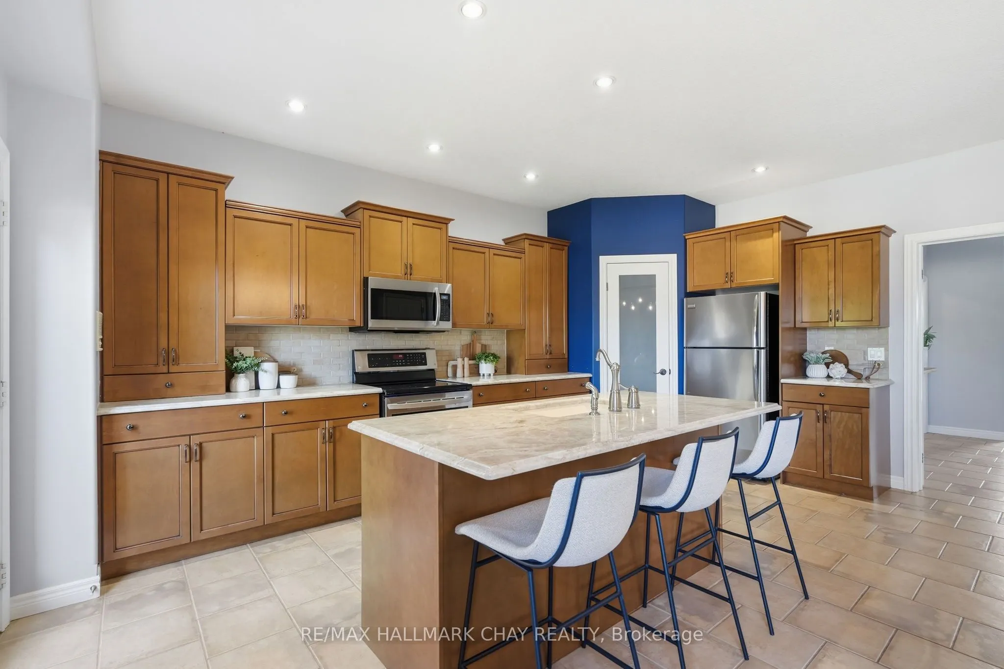 17 Armeda Clow Crescent