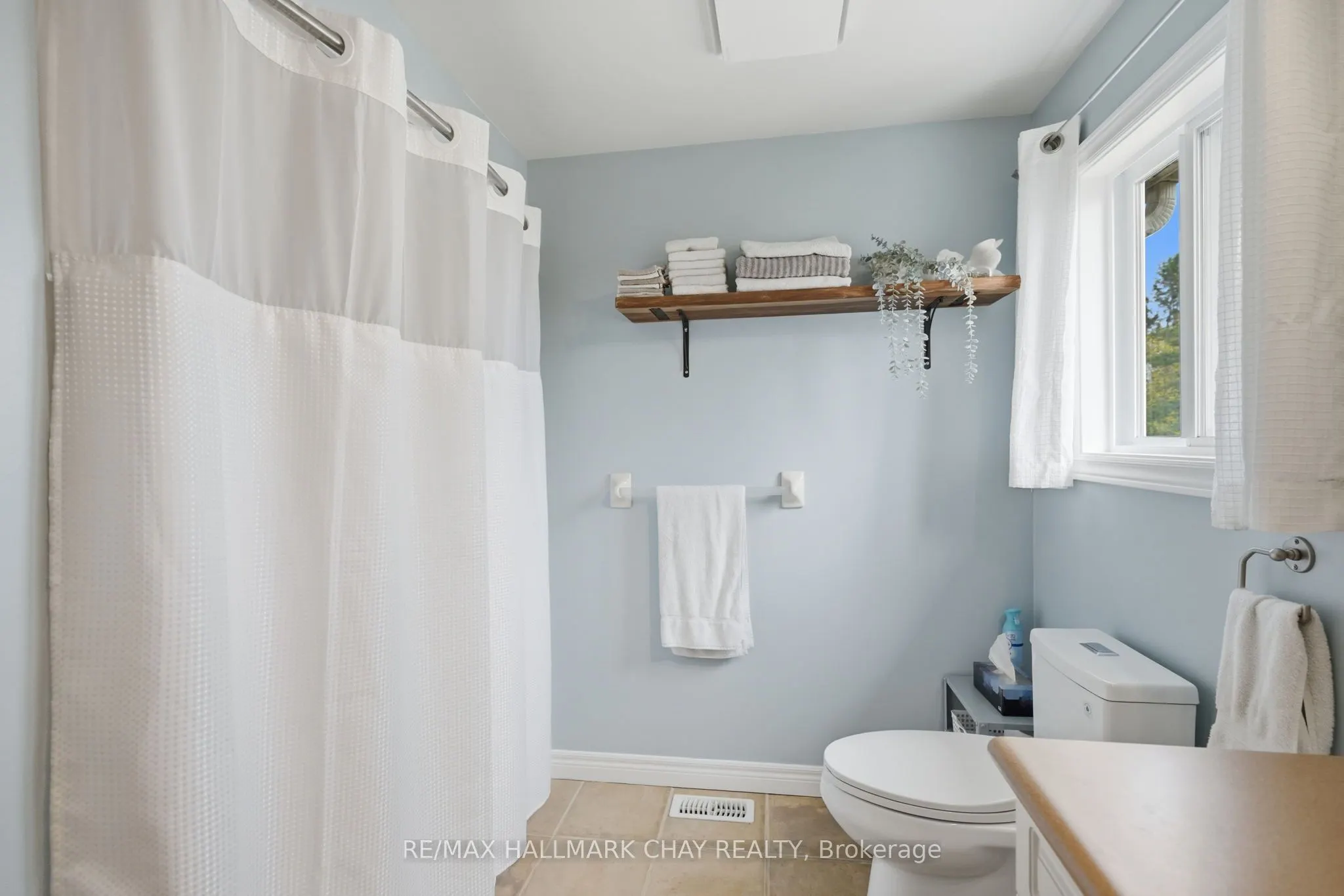 17 Armeda Clow Crescent