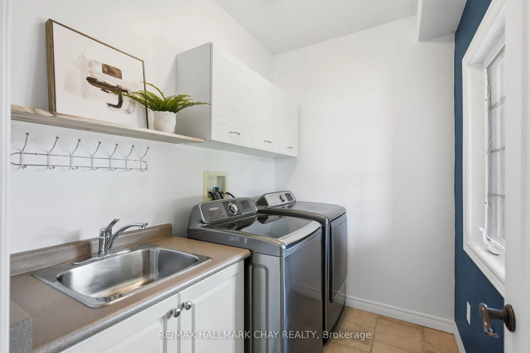 17 Armeda Clow Crescent