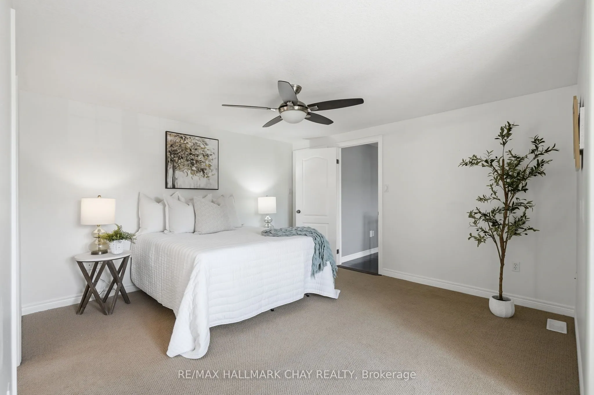 17 Armeda Clow Crescent