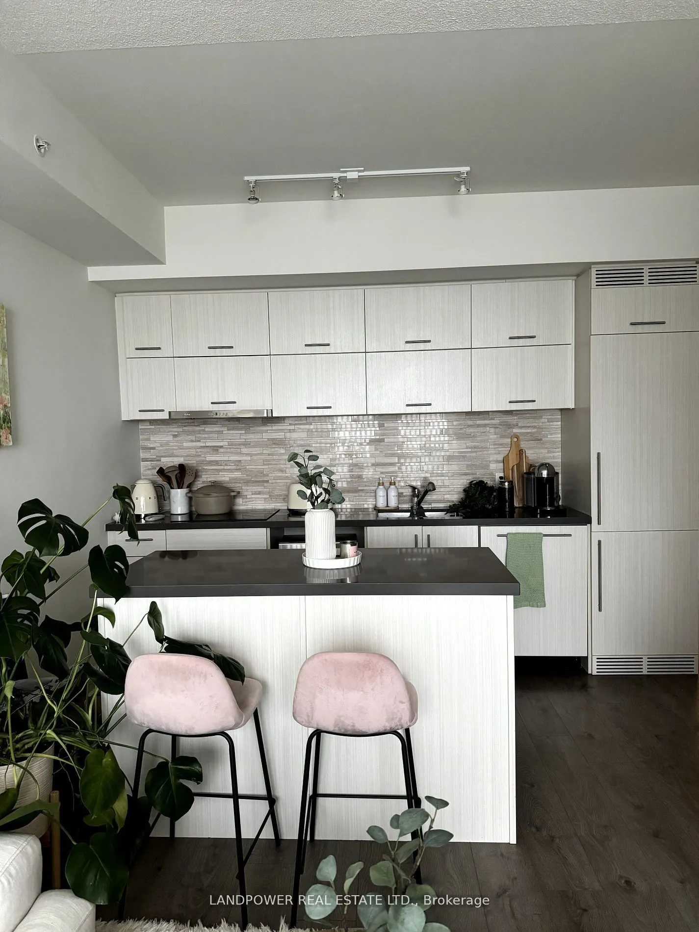 8081 Birchmount Road #1116