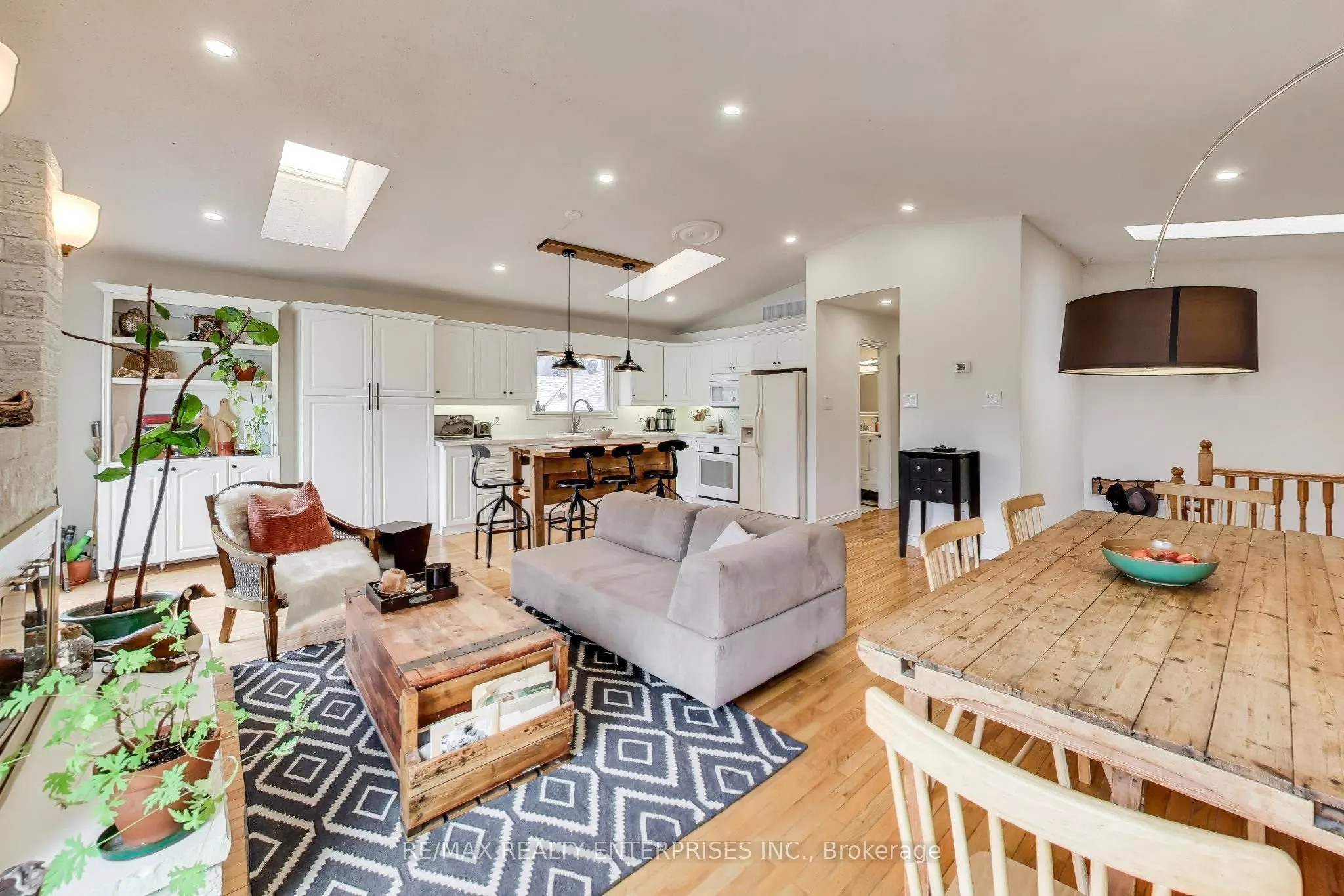 35 Shirlea Boulevard