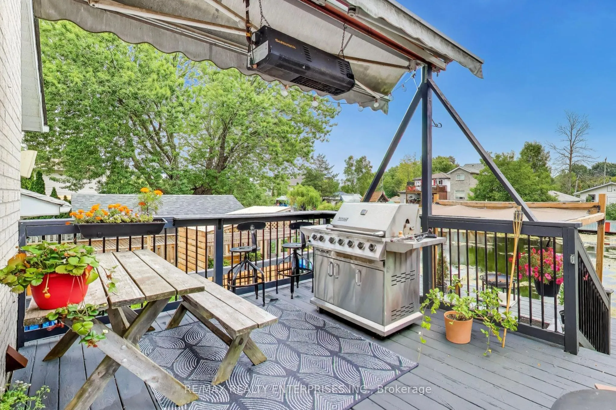 35 Shirlea Boulevard