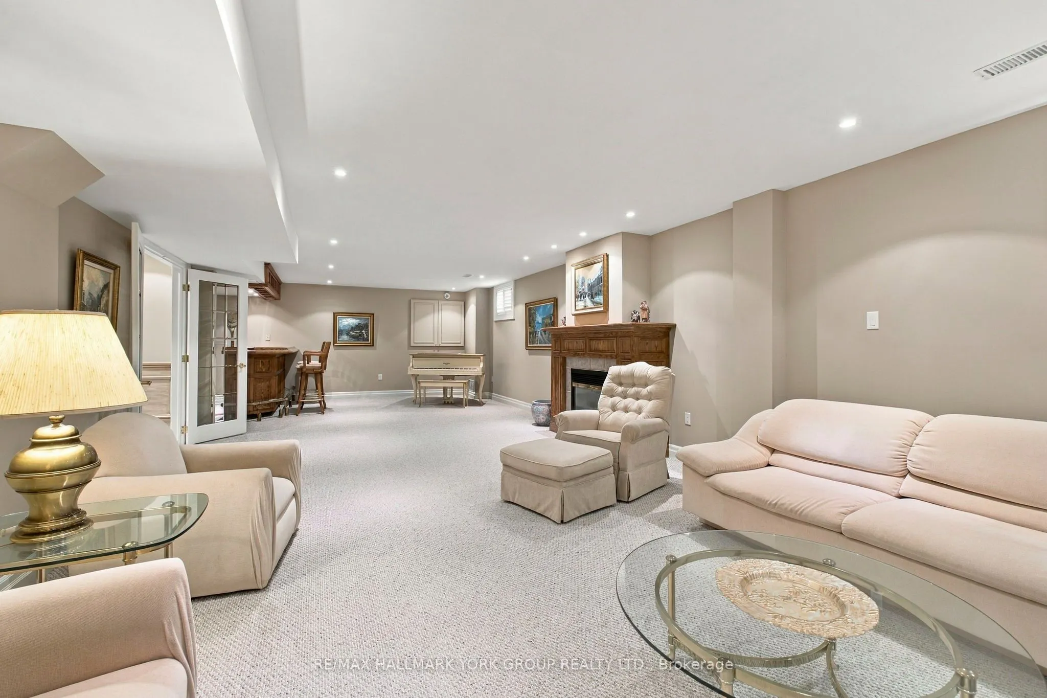 422 Falconwood Hollow #6