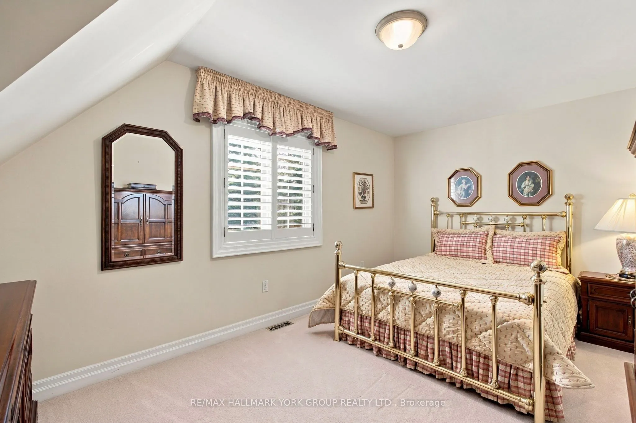 422 Falconwood Hollow #6