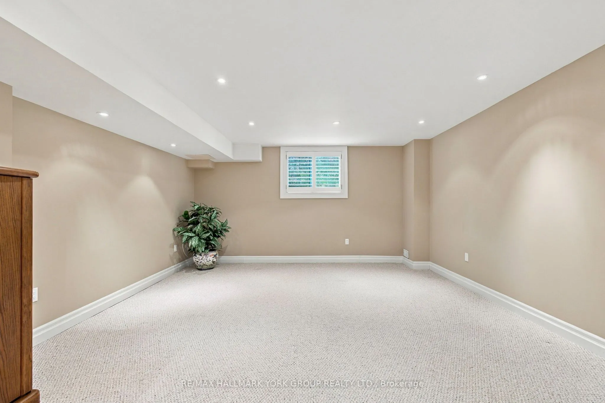 422 Falconwood Hollow #6