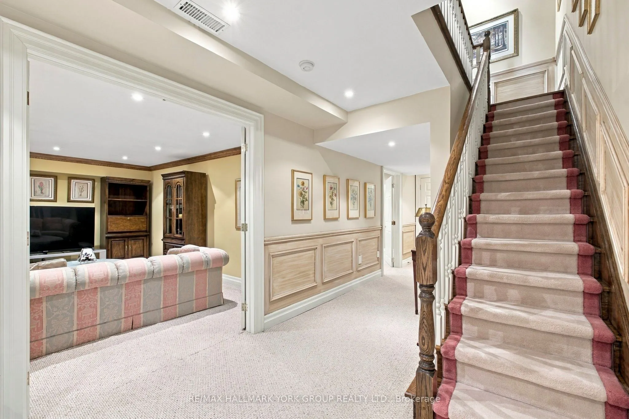 422 Falconwood Hollow #6