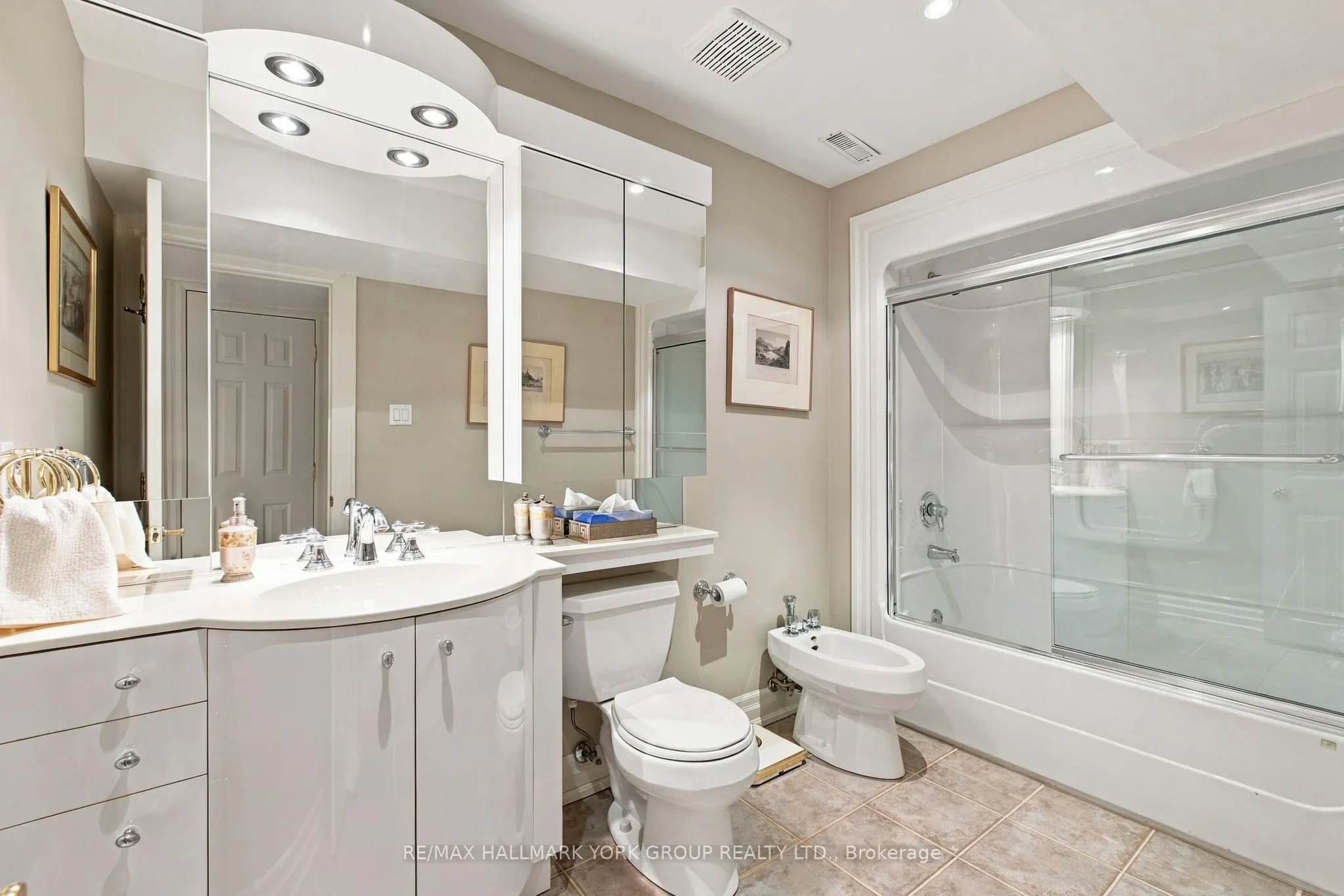 422 Falconwood Hollow #6