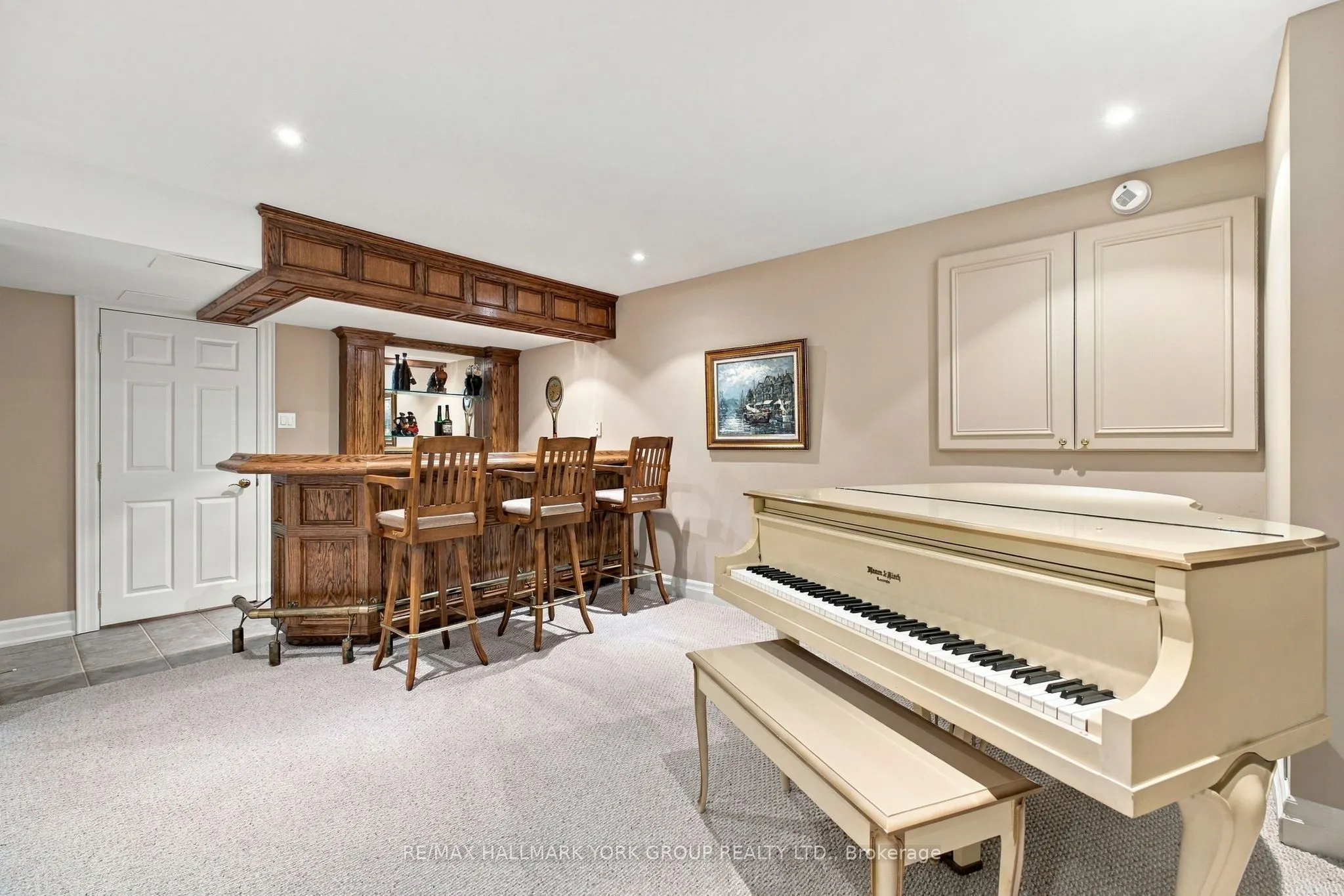 422 Falconwood Hollow #6