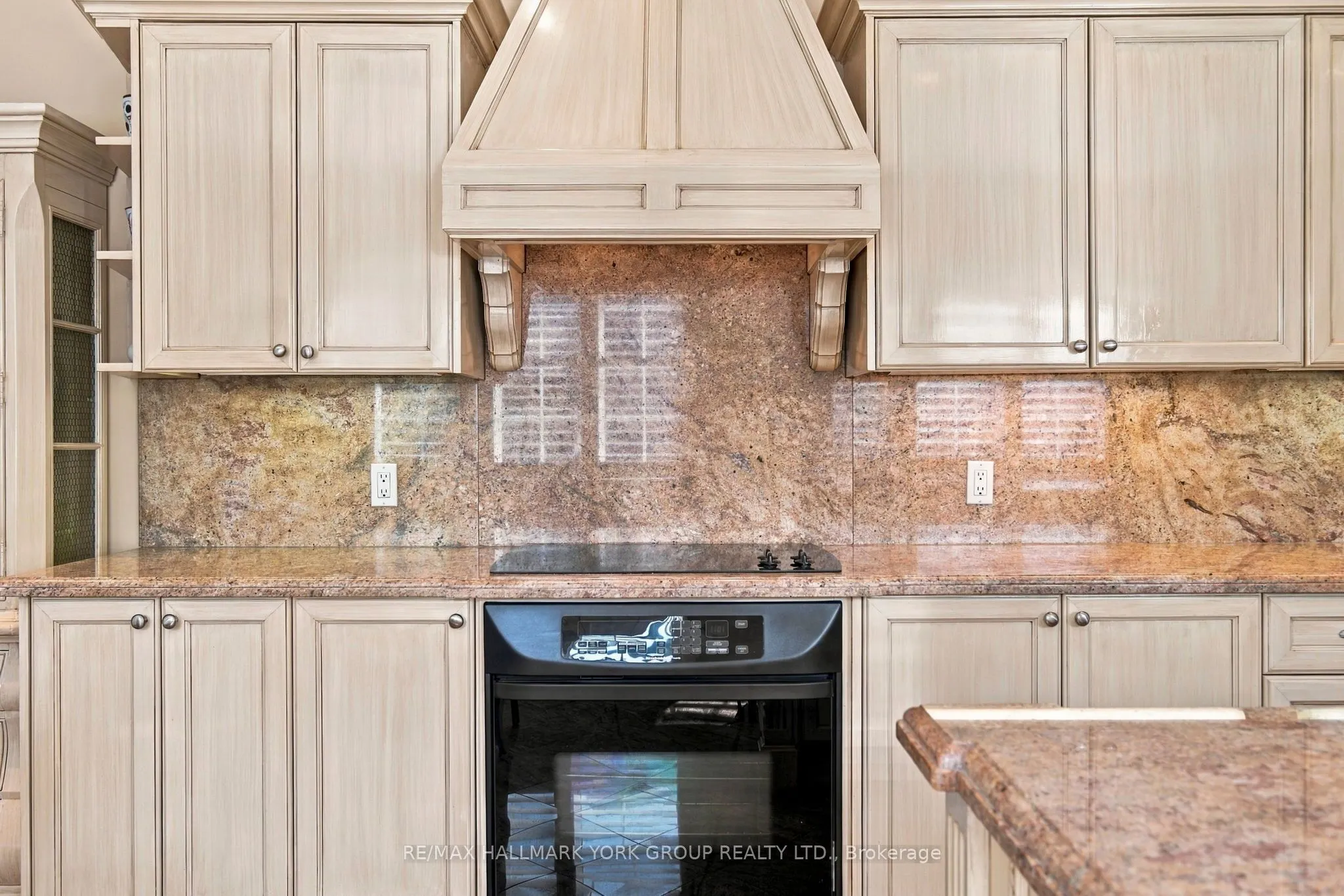422 Falconwood Hollow #6