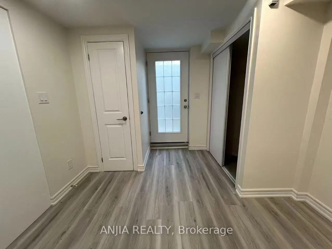 39 Millcroft Way