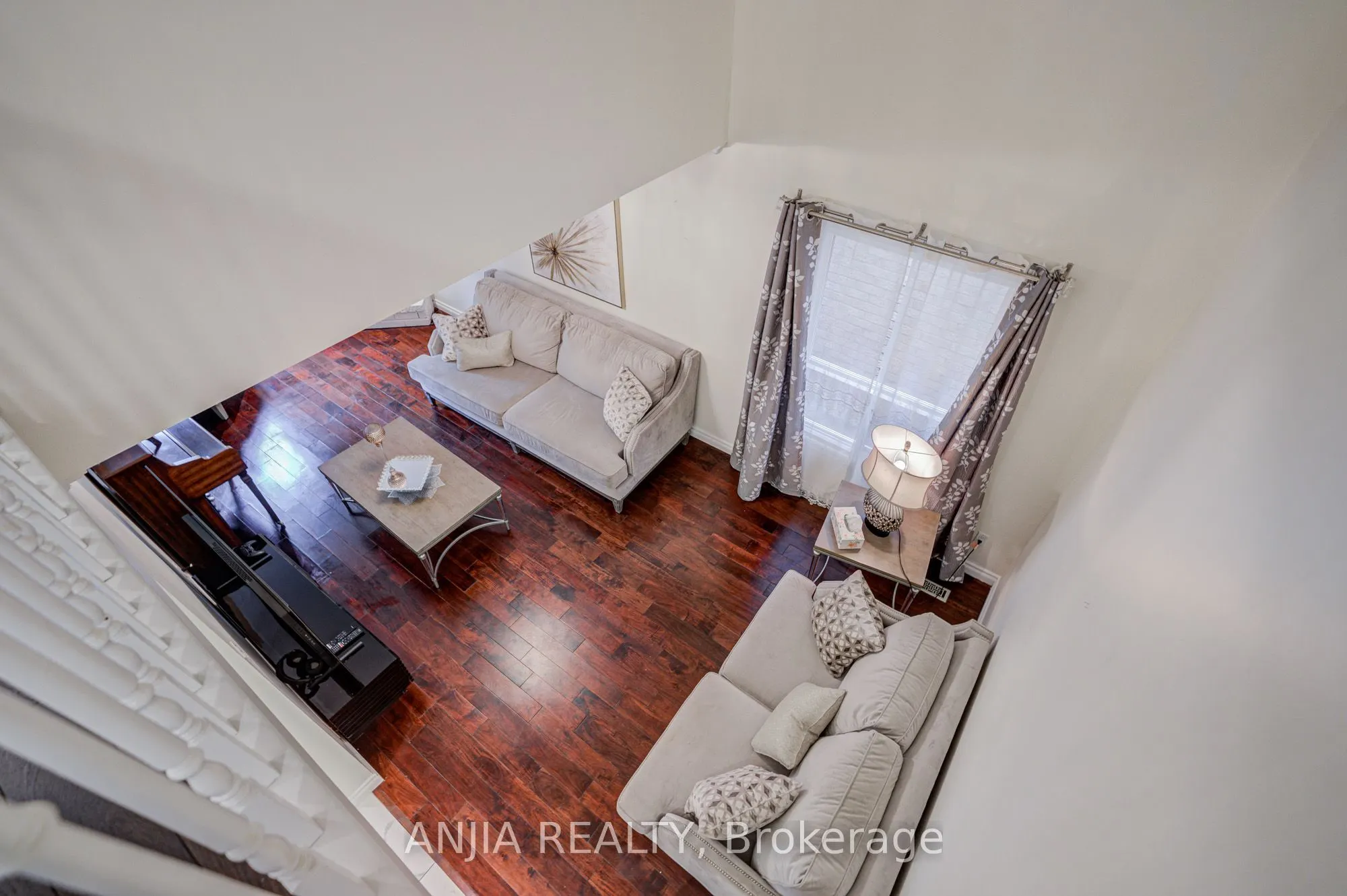 39 Millcroft Way