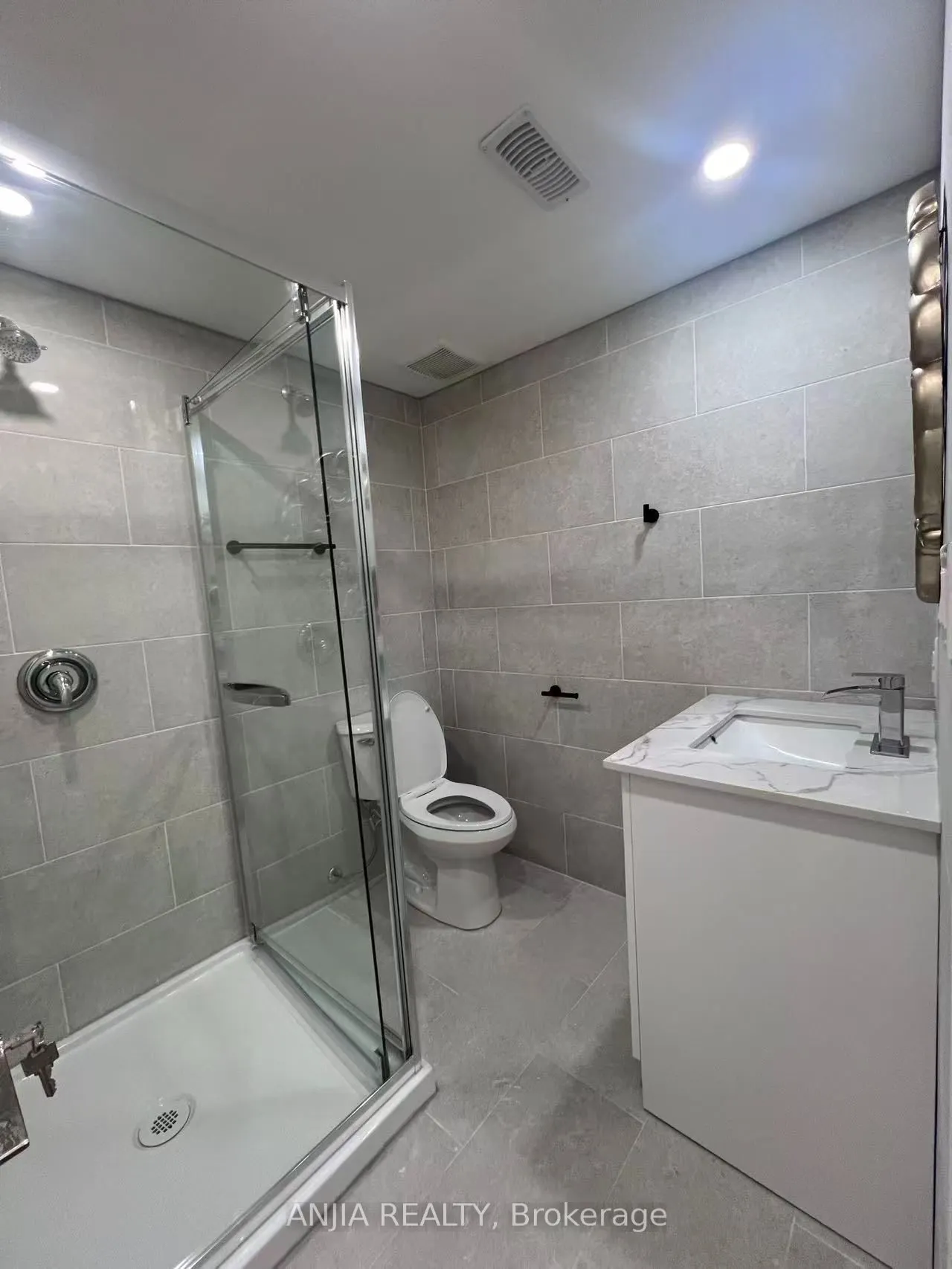 39 Millcroft Way