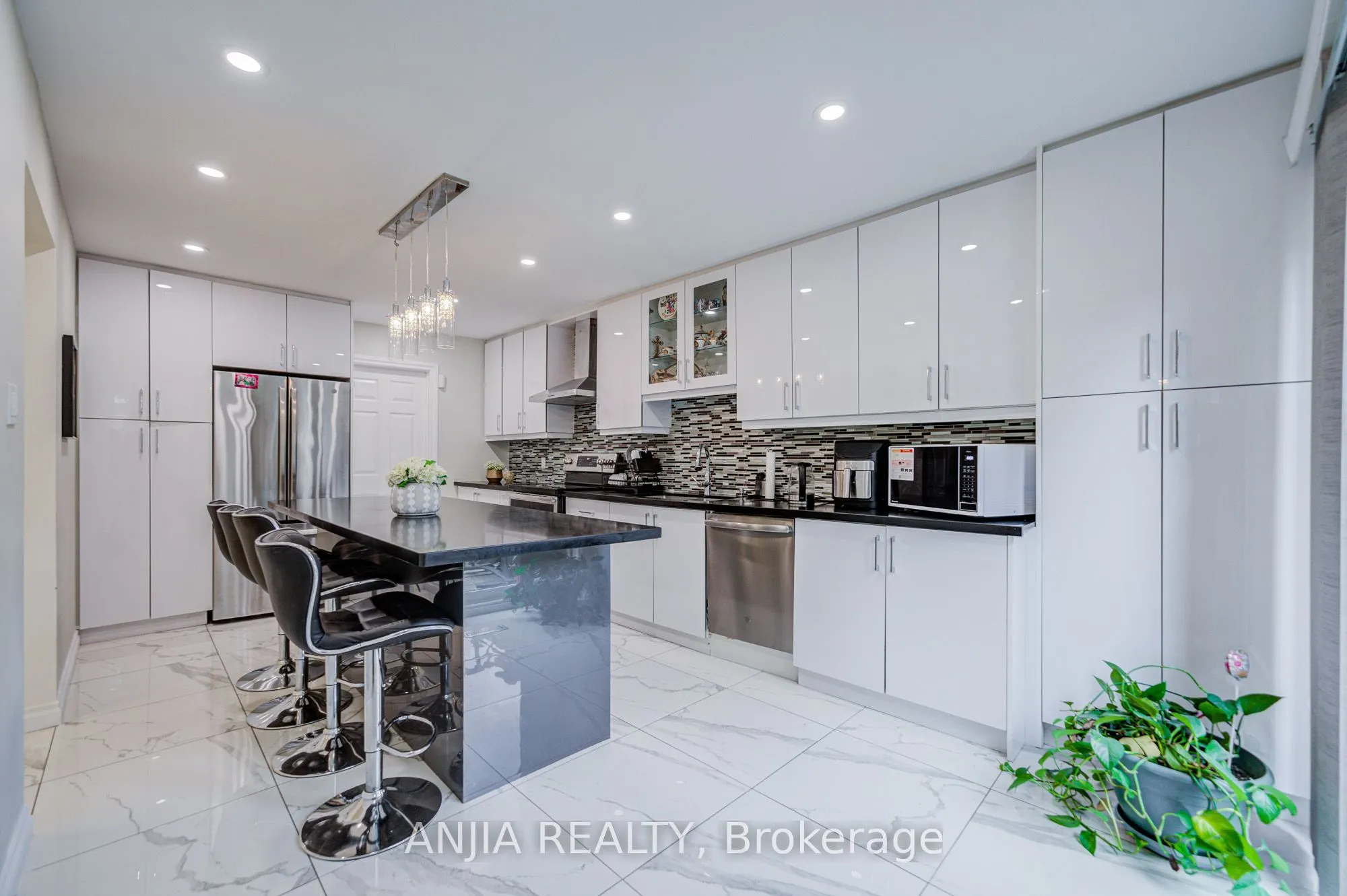 39 Millcroft Way