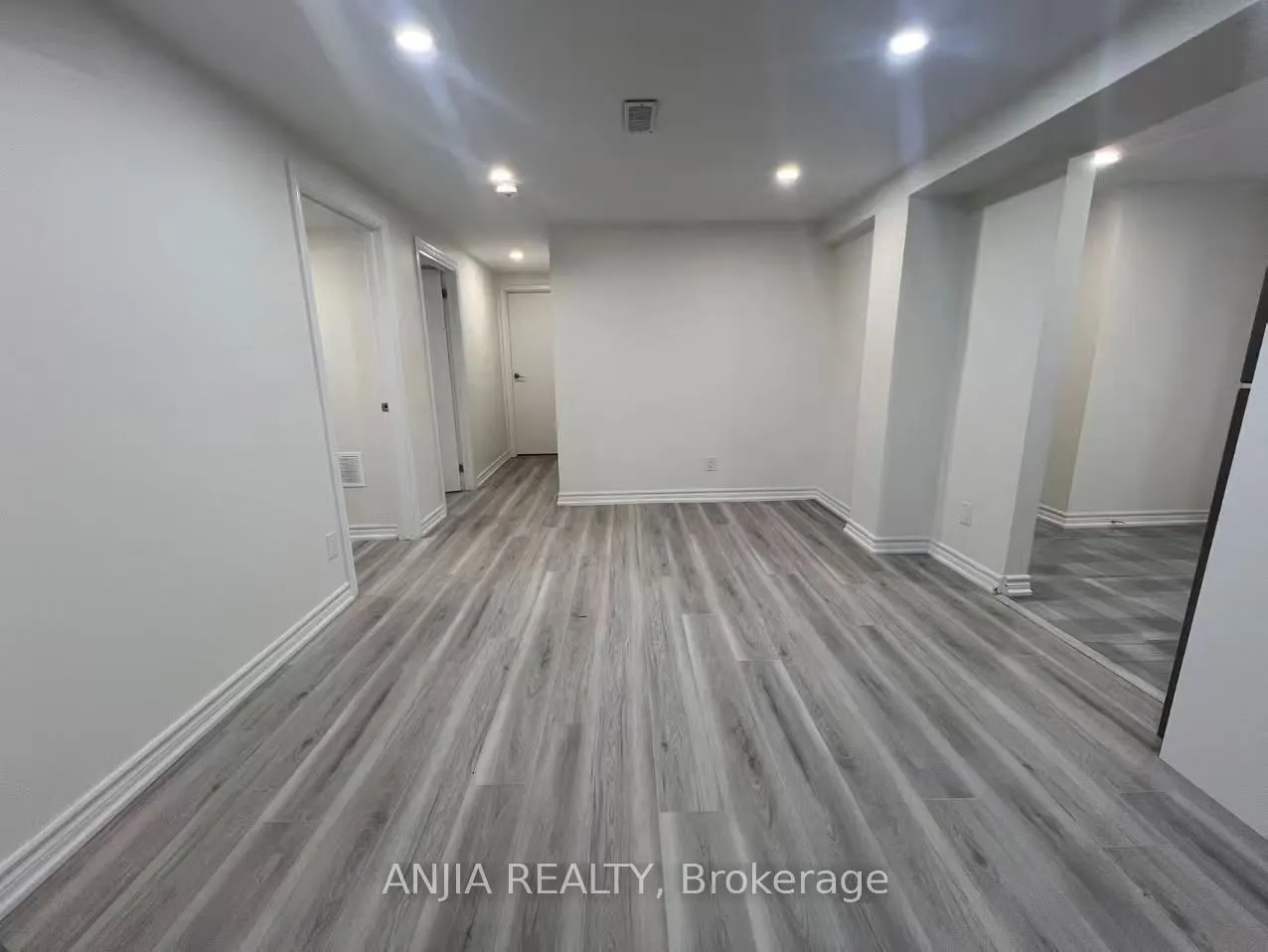 39 Millcroft Way