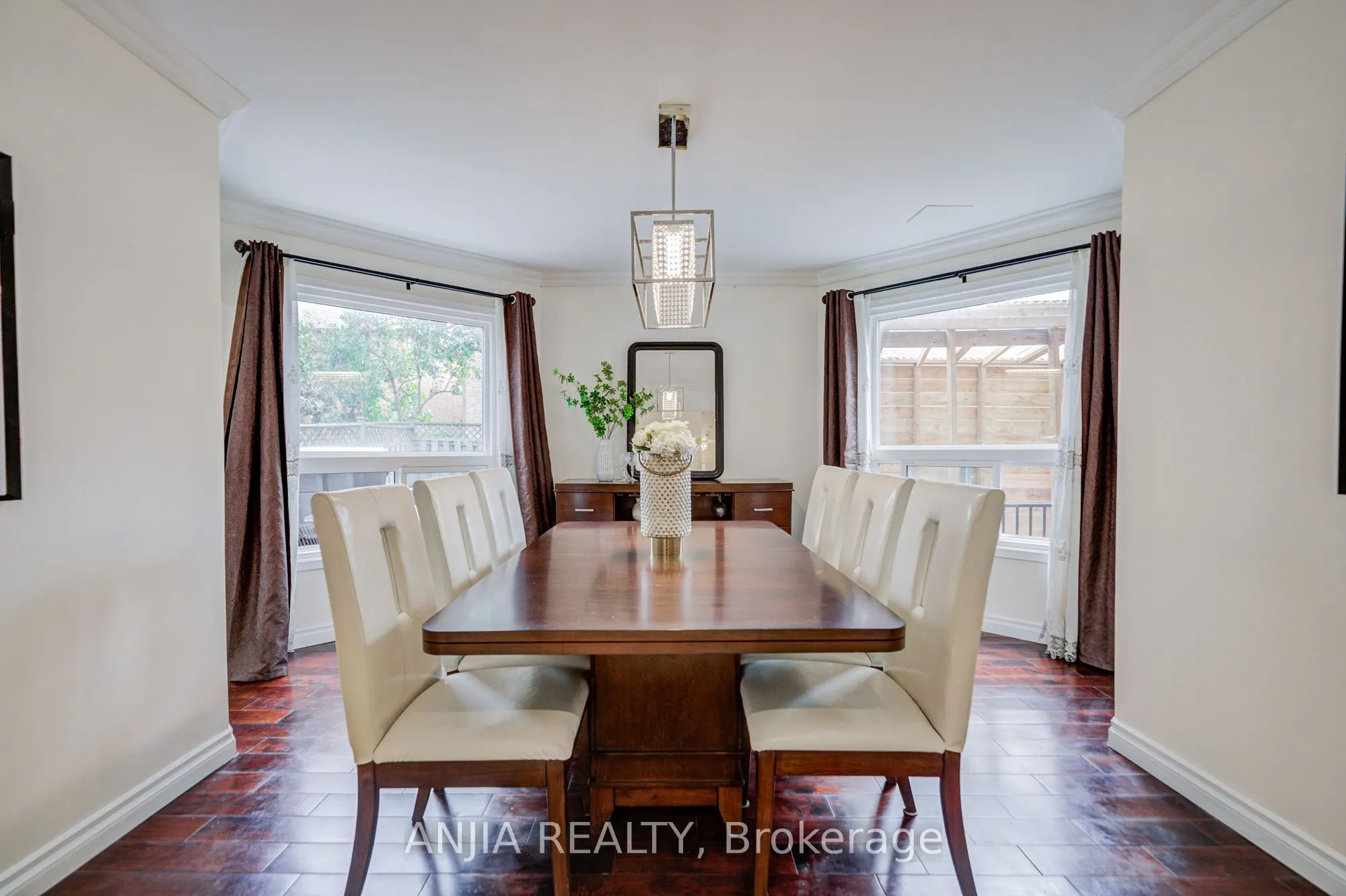 39 Millcroft Way