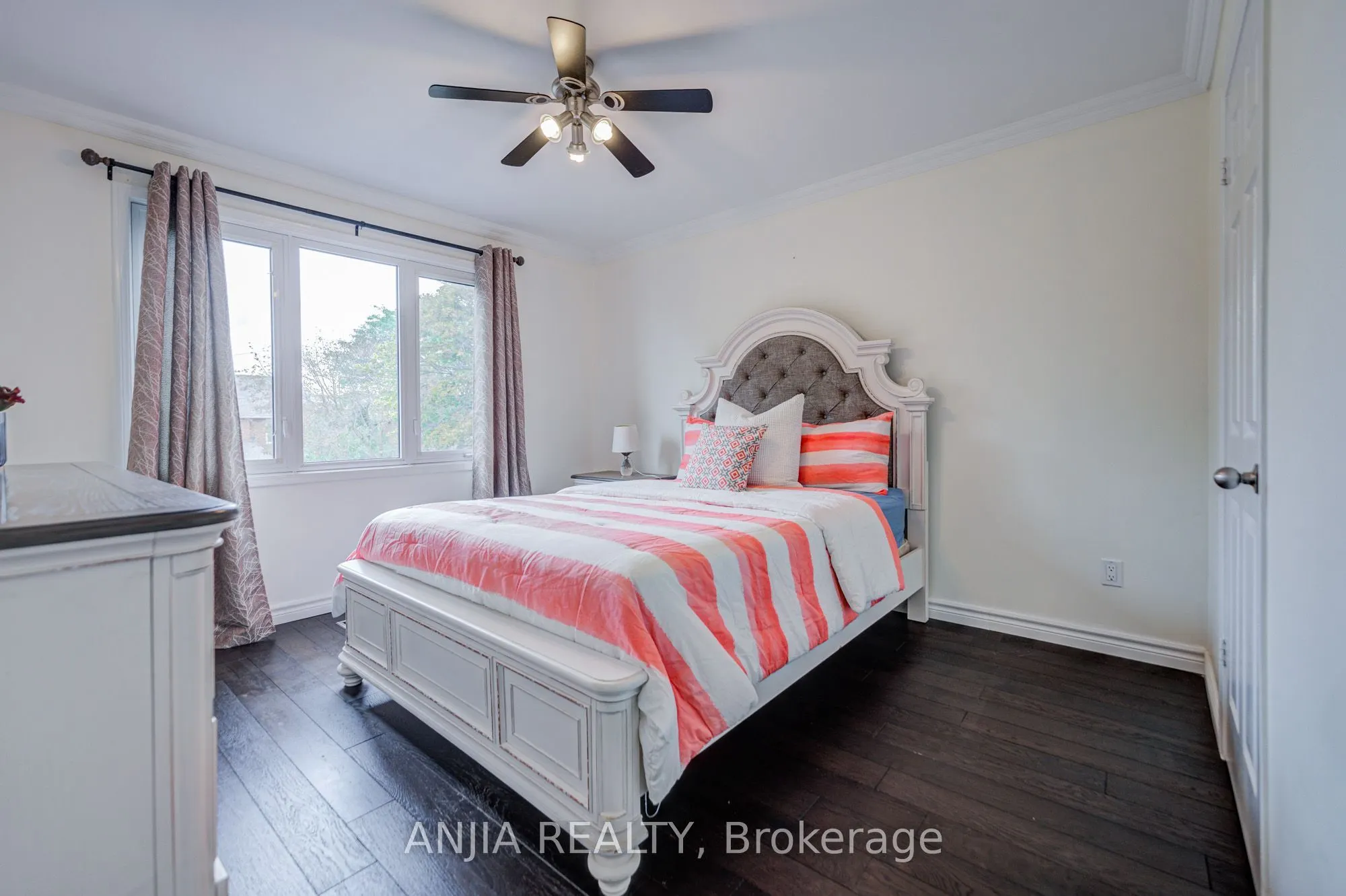 39 Millcroft Way