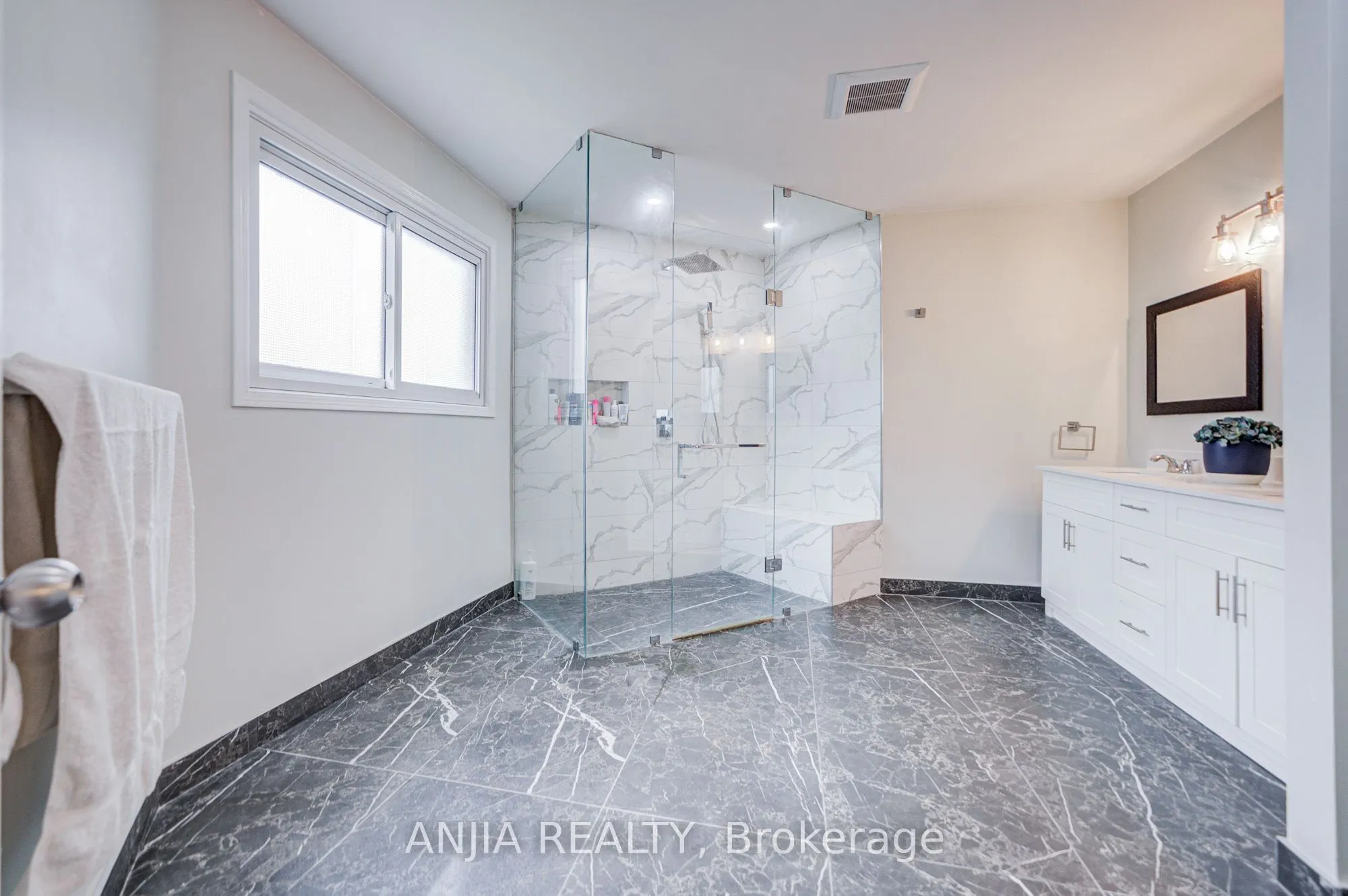 39 Millcroft Way